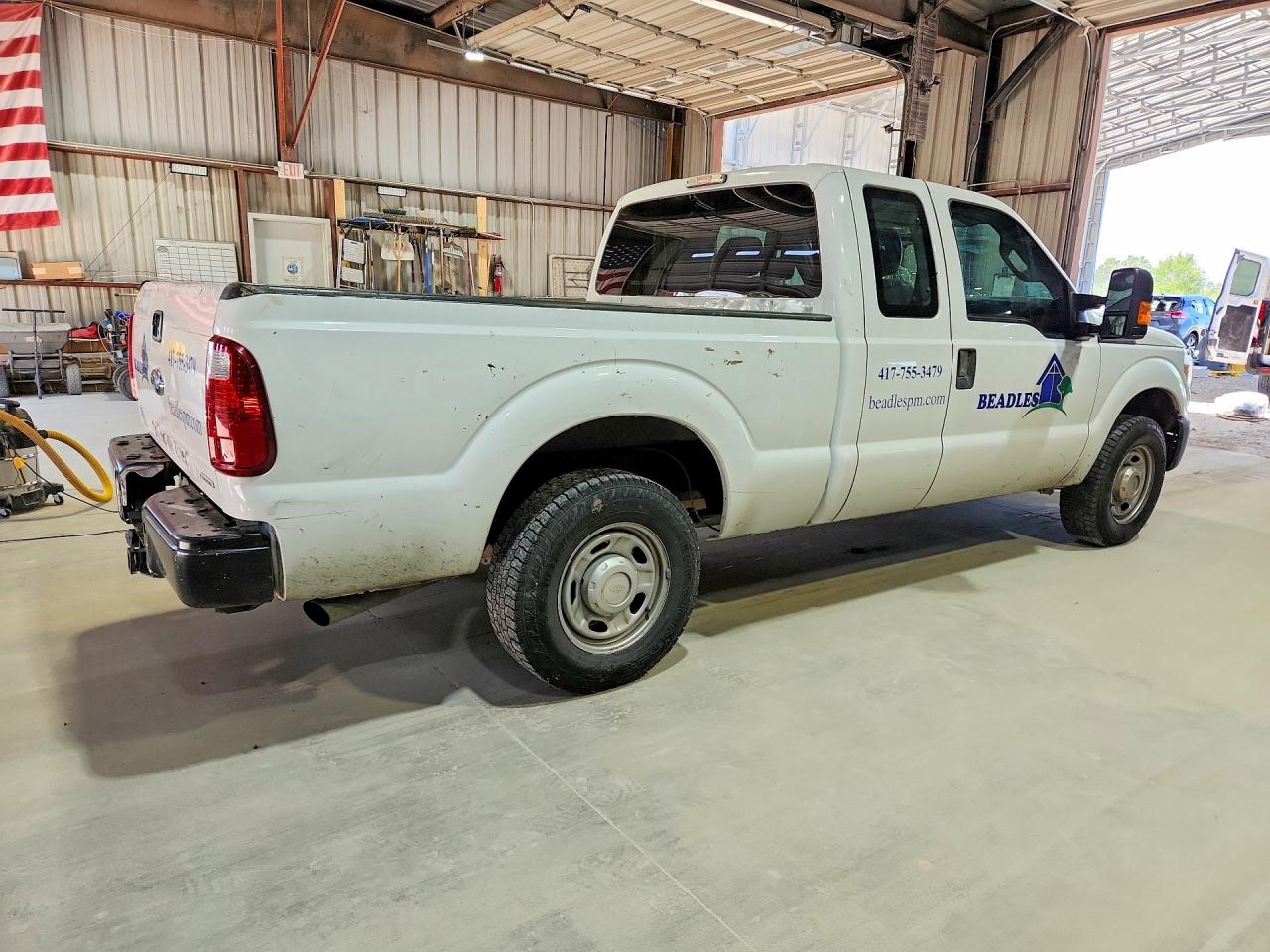2015 Ford F250 Super Duty White vin: 1FT7X2A6XFEB63775