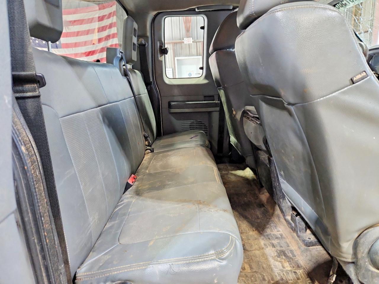 2015 Ford F250 Super Duty White vin: 1FT7X2A6XFEB63775