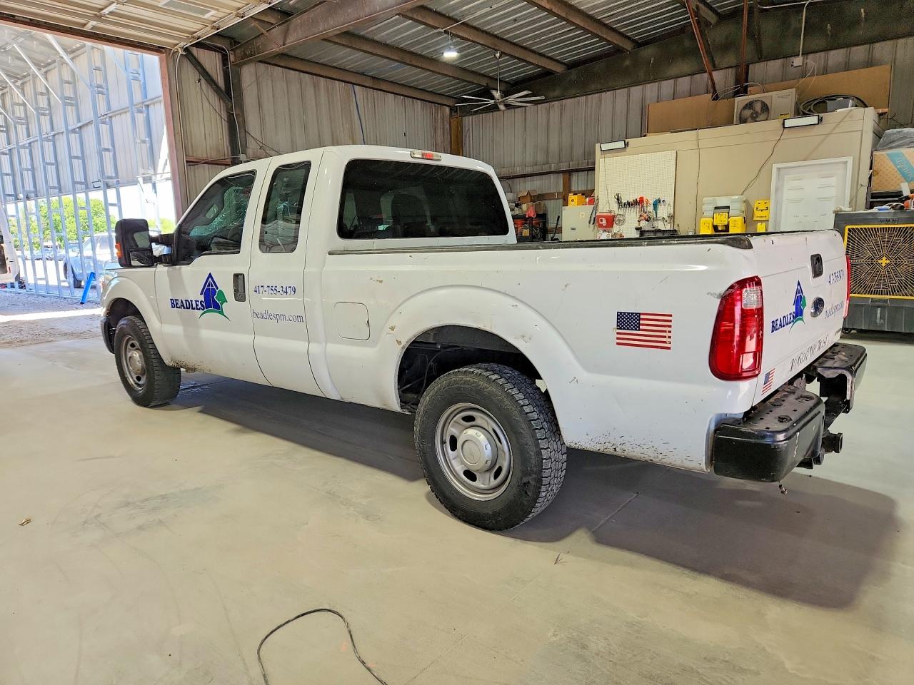 2015 Ford F250 Super Duty White vin: 1FT7X2A6XFEB63775