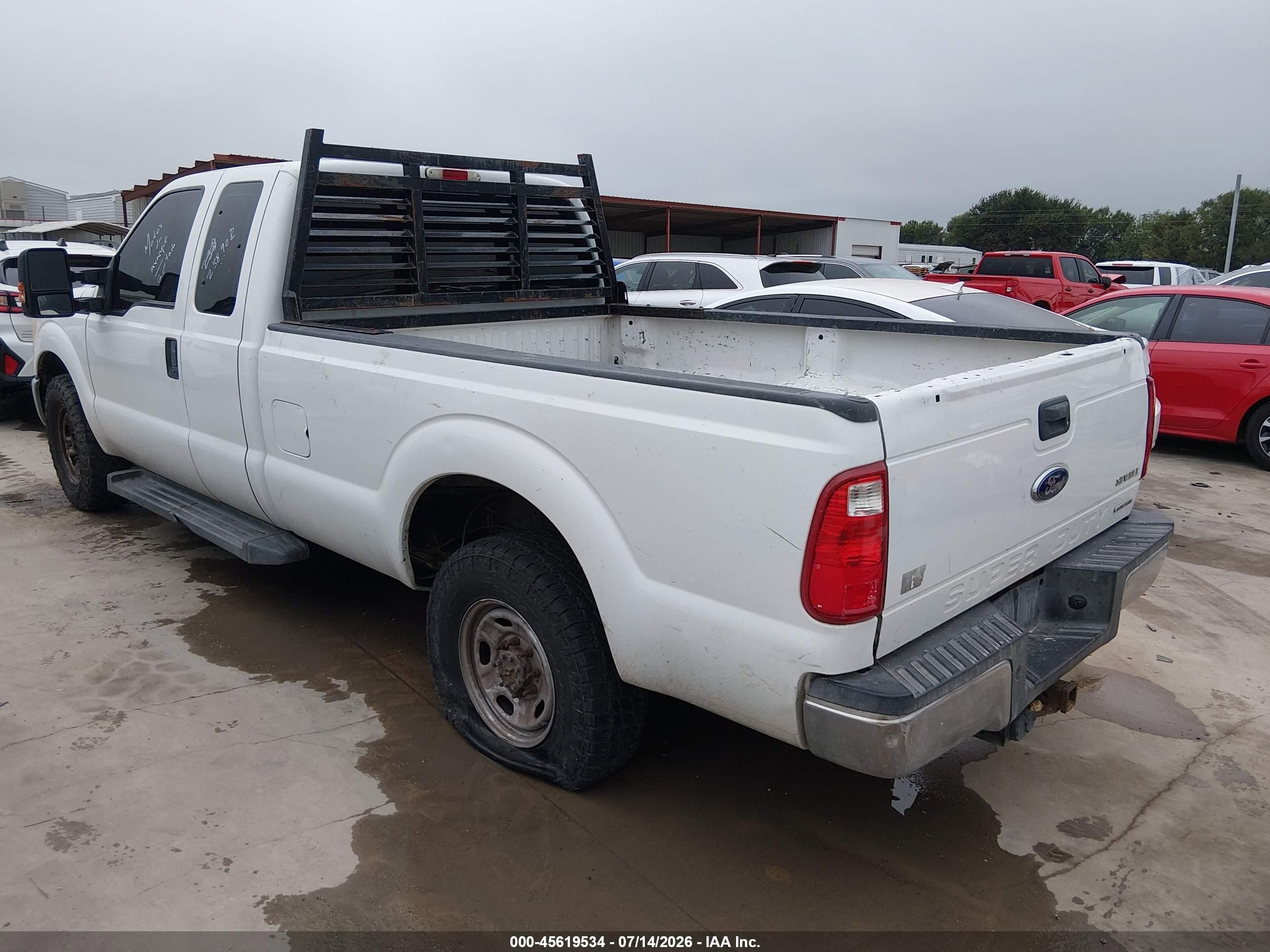 2015 Ford F-250 Xl Белый vin: 1FT7X2A6XFEB87221