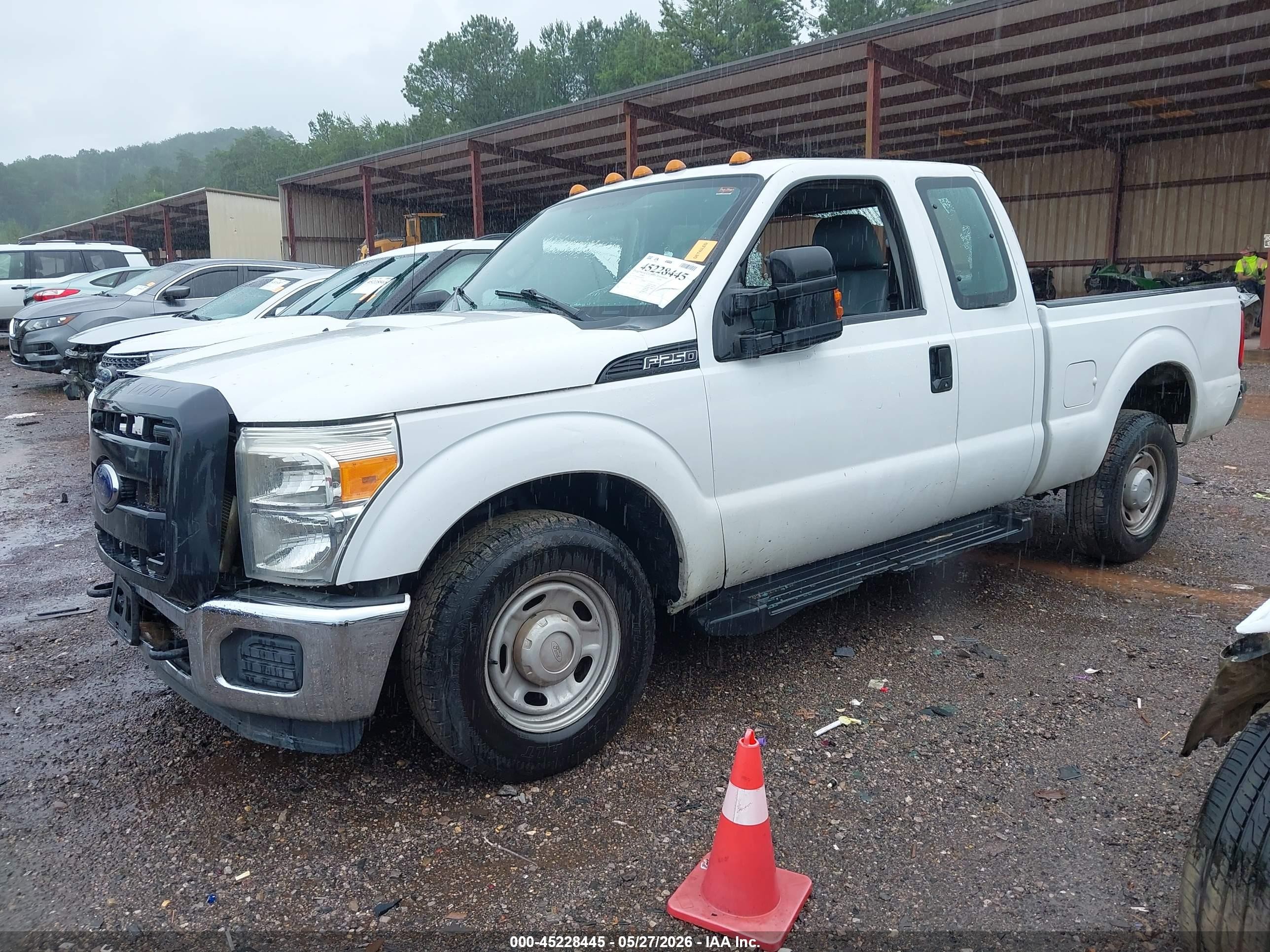 2015 Ford F-250 Xl White vin: 1FT7X2A6XFEC08553