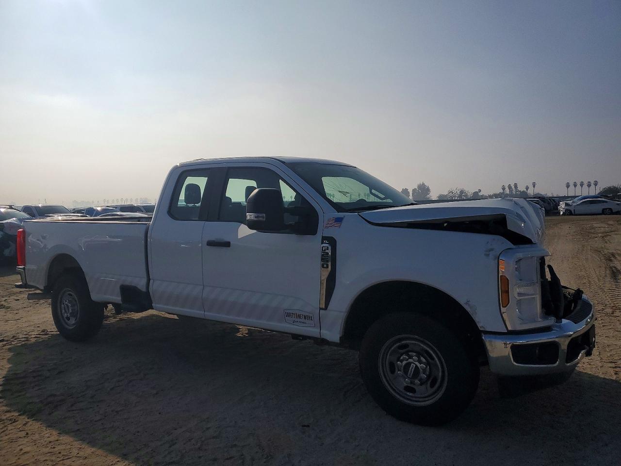 2024 Ford F250 Super Duty White vin: 1FT7X2AA4RED40488