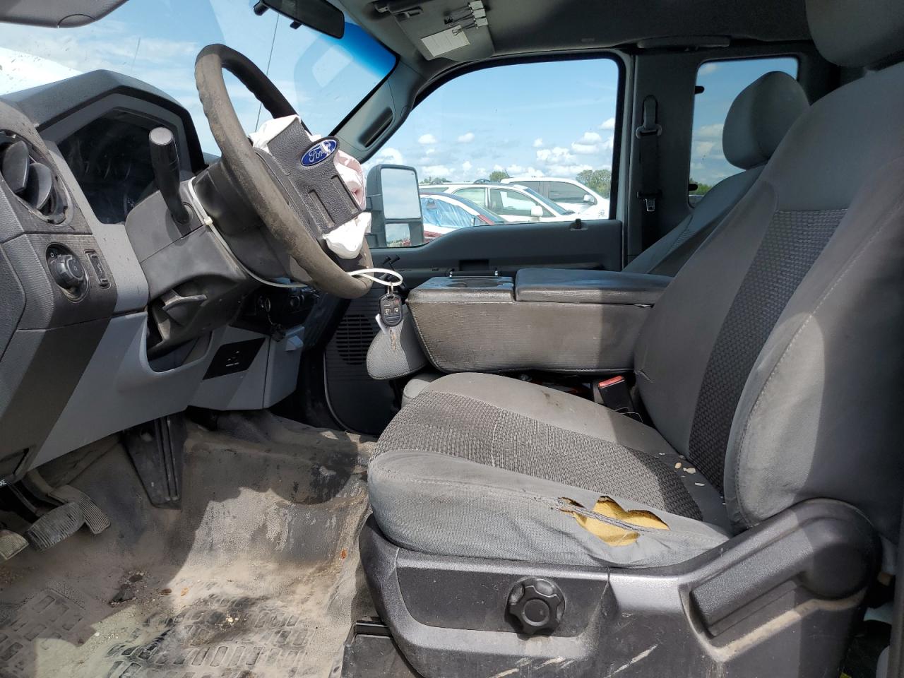 2015 Ford F250 Super Duty White vin: 1FT7X2AT0FEB03896