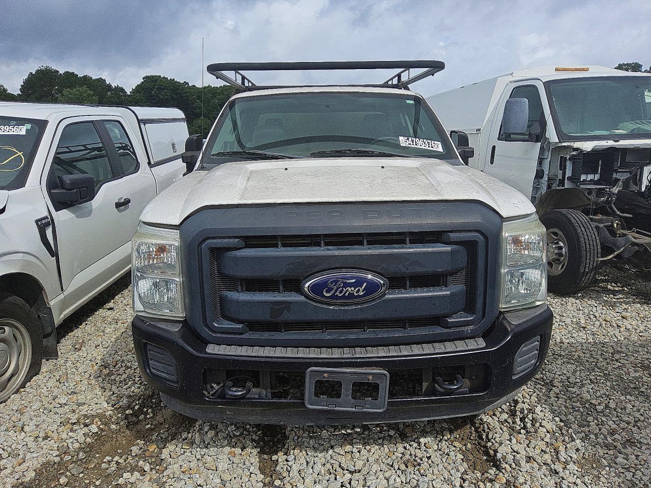 2013 Ford F250 Super Duty White vin: 1FT7X2AT3DEB29874