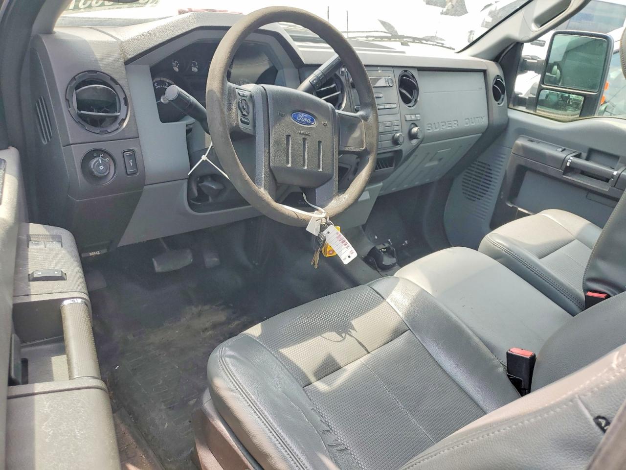 2013 Ford F250 Super Duty White vin: 1FT7X2AT3DEB29874