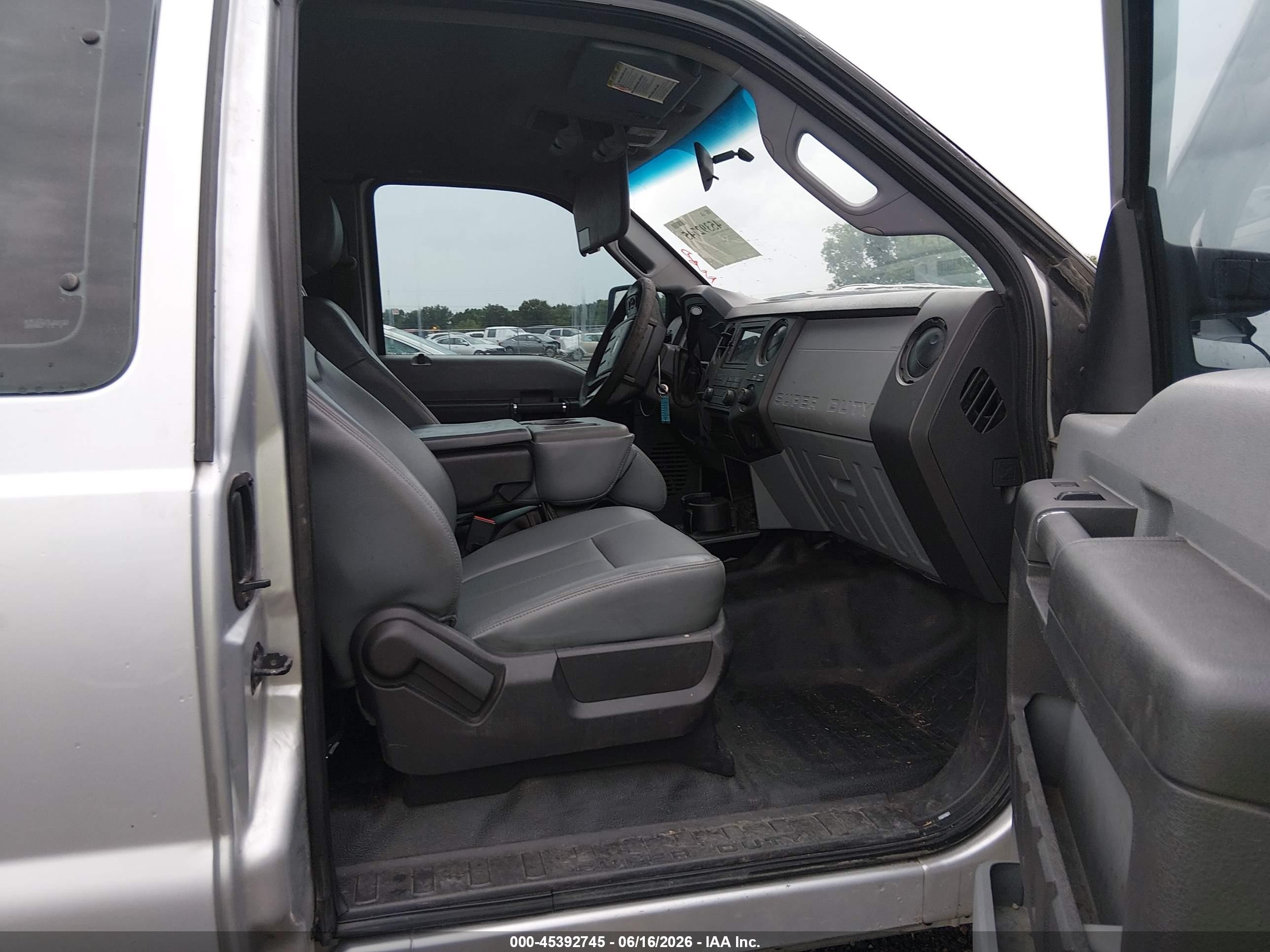 2014 Ford F-250 Lariat/xl/xlt Silver vin: 1FT7X2AT6EEB46654