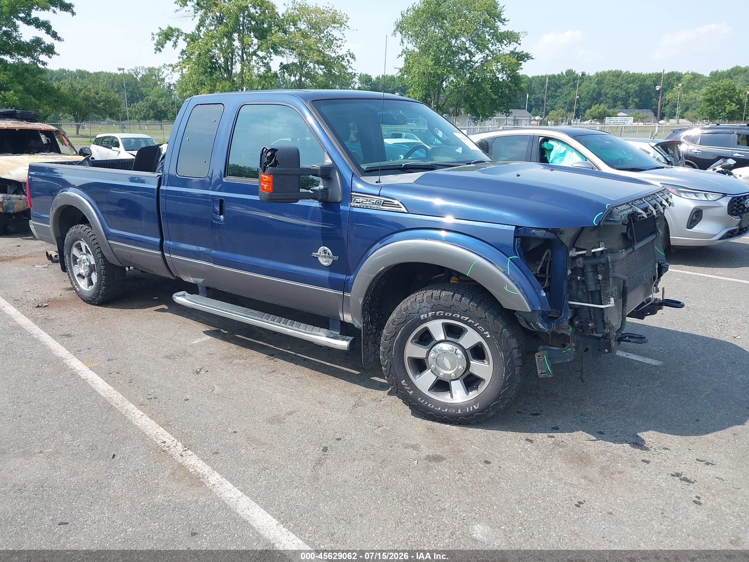 2011 Ford Super Duty F-250 Srw Lariat Blue vin: 1FT7X2AT7BEA45201