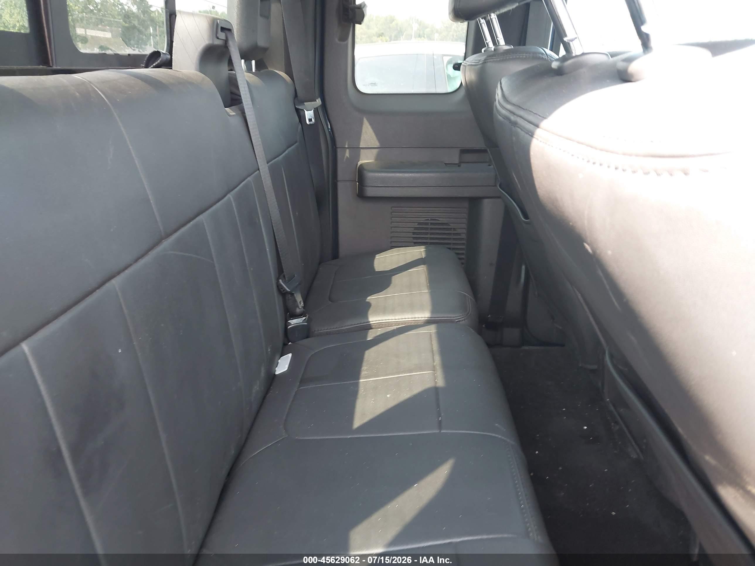 2011 Ford Super Duty F-250 Srw Lariat Blue vin: 1FT7X2AT7BEA45201