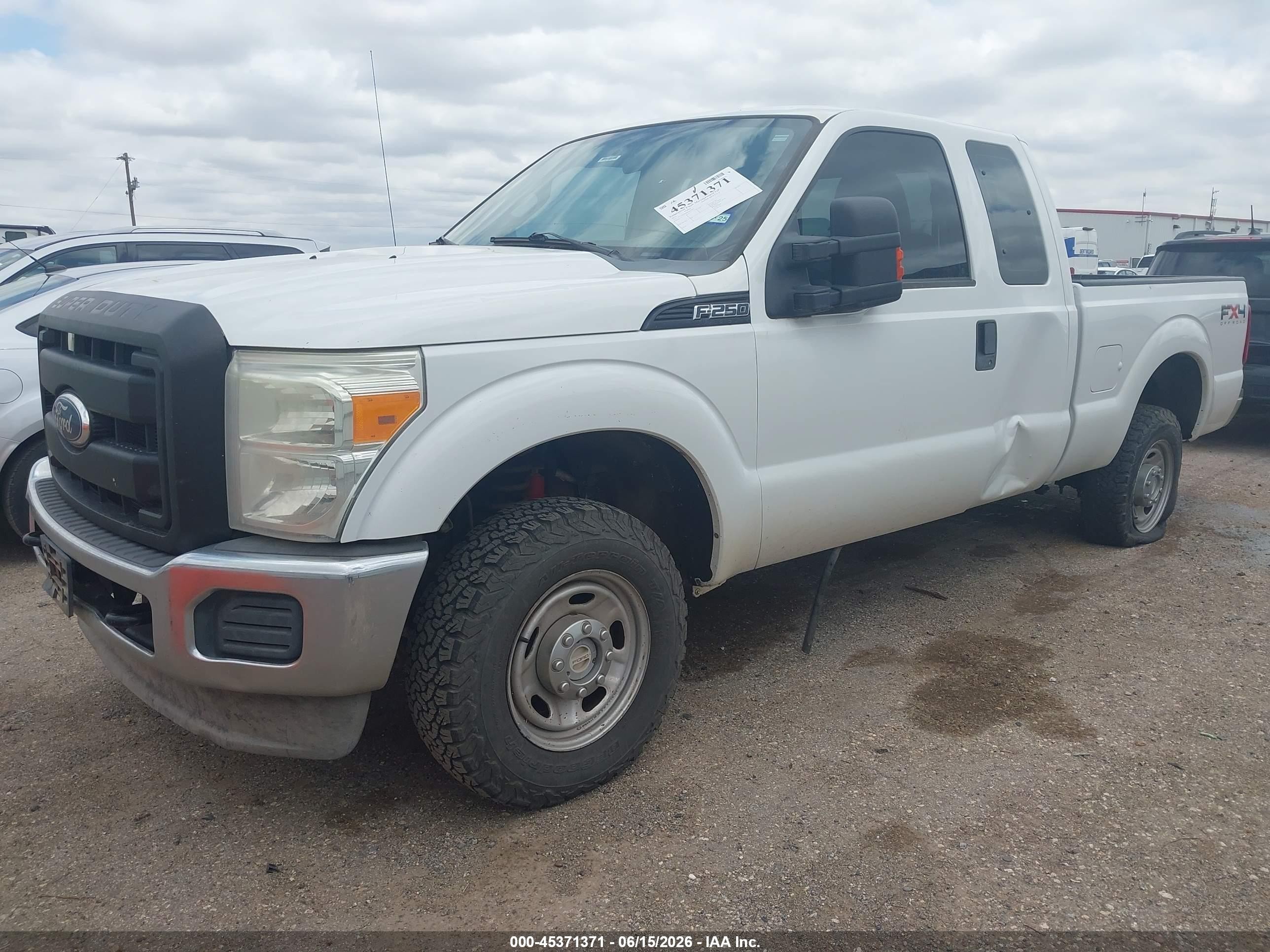 2011 Ford Super Duty F-250 Srw Xl White vin: 1FT7X2B60BEB23813