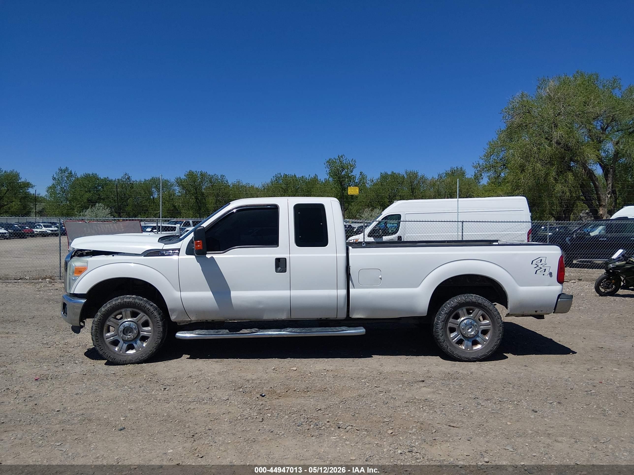 2012 Ford F-250 Xl White vin: 1FT7X2B60CEB33243