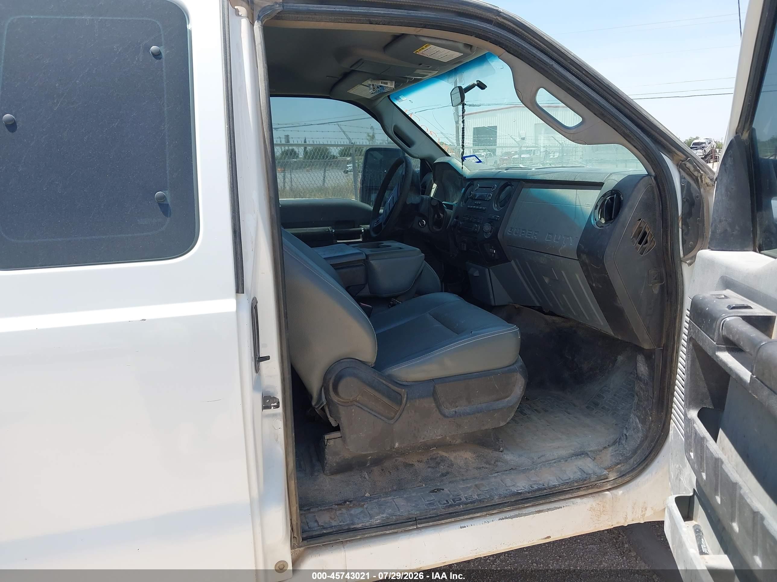2015 Ford F-250 Xl White vin: 1FT7X2B60FEB60107