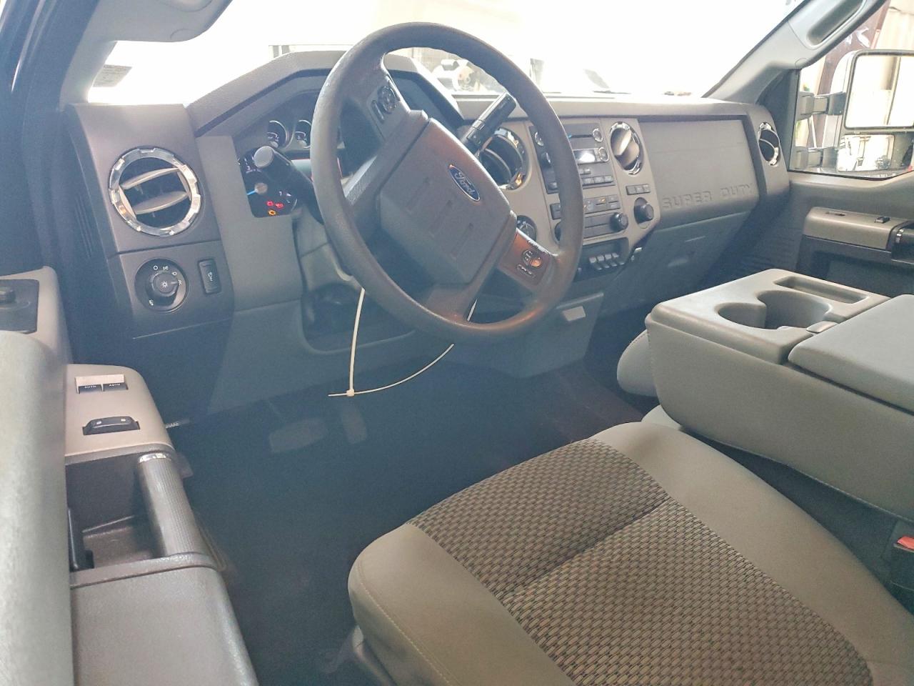 2015 Ford F250 Super Duty Silver vin: 1FT7X2B60FEC87407