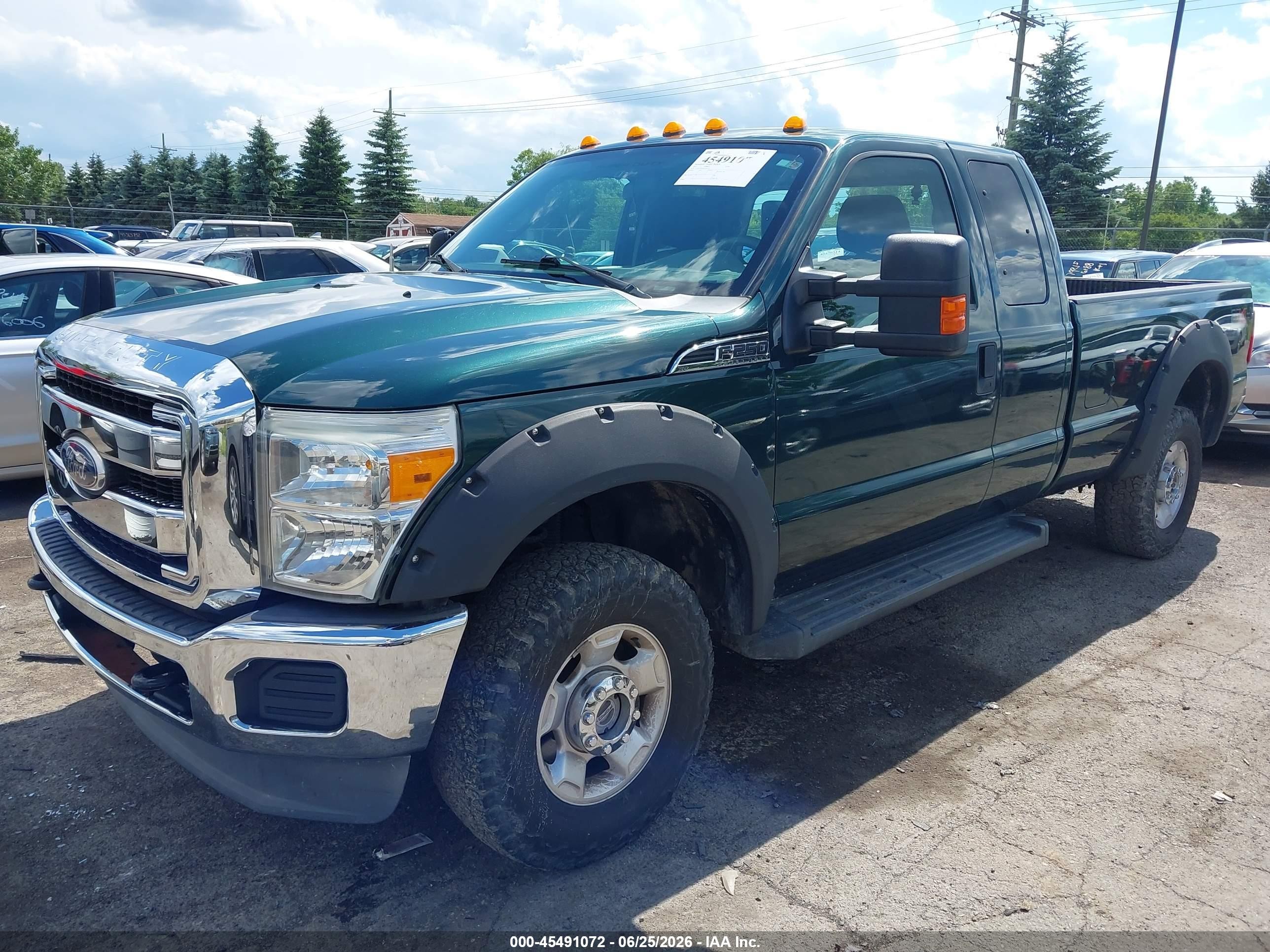 2011 Ford Super Duty F-250 Srw Lariat/xl/xlt Green vin: 1FT7X2B61BEA87579