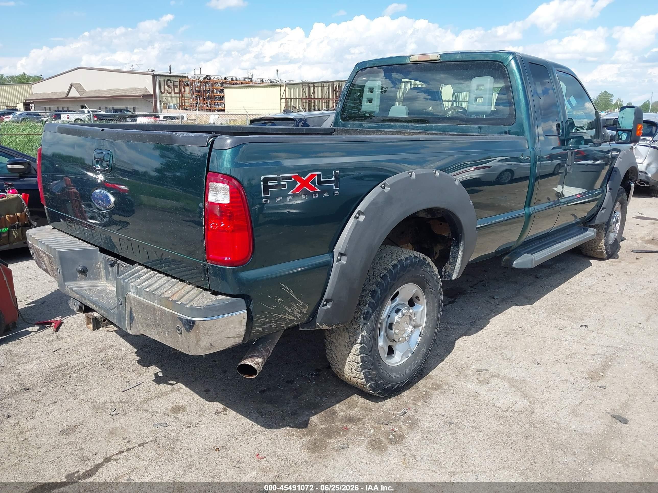 2011 Ford Super Duty F-250 Srw Lariat/xl/xlt Green vin: 1FT7X2B61BEA87579