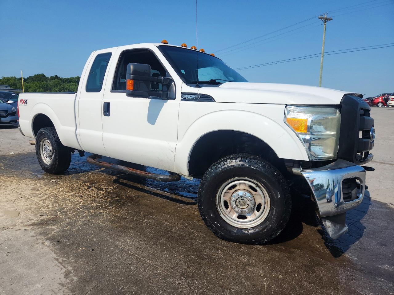 2012 Ford F250 Super Duty White vin: 1FT7X2B61CEA76440