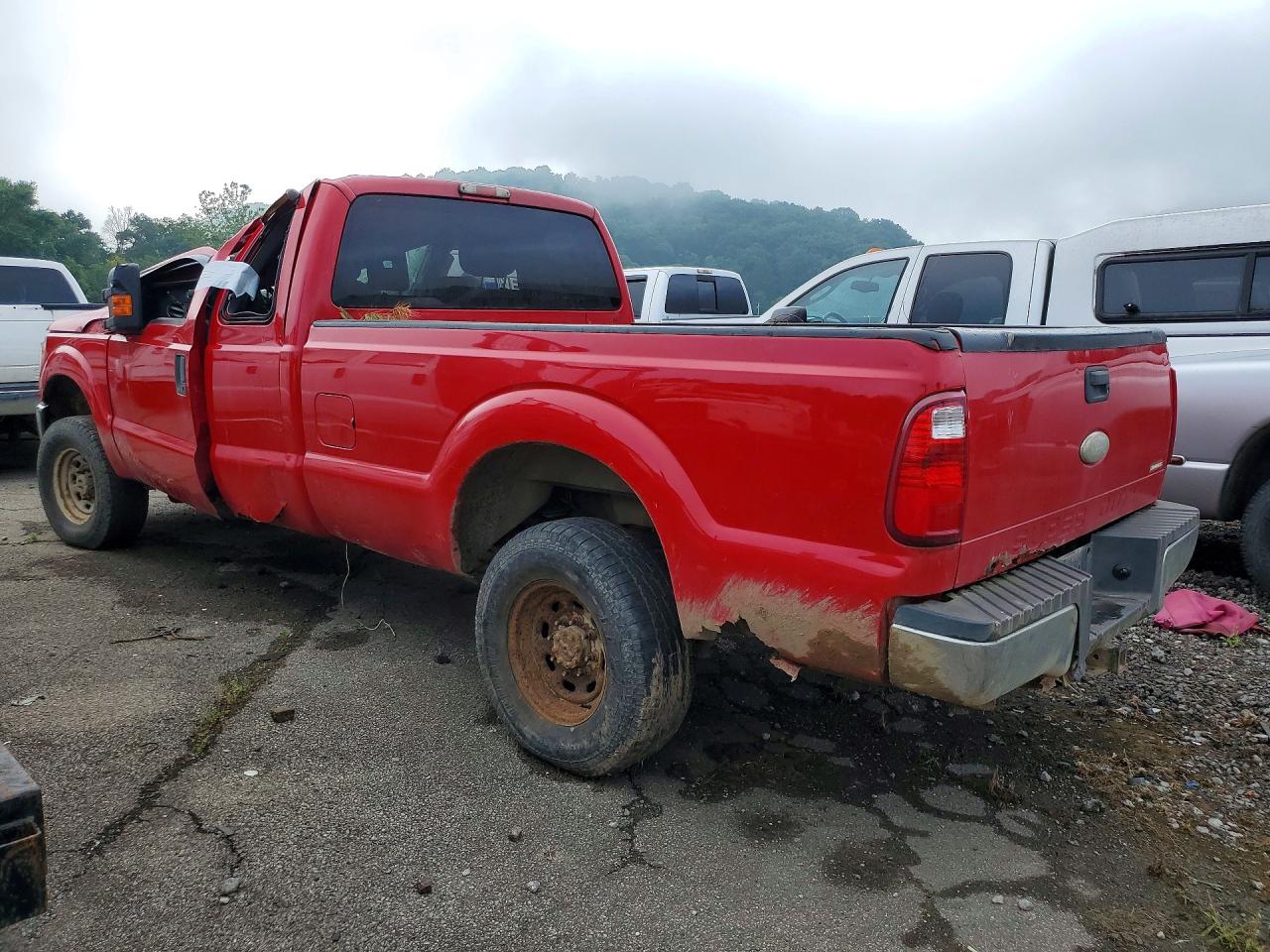 2012 Ford F250 Super Duty Red vin: 1FT7X2B61CEA96087