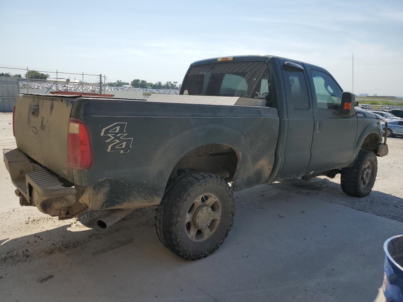 2011 Ford F250 Super Duty Green vin: 1FT7X2B62BEB82118