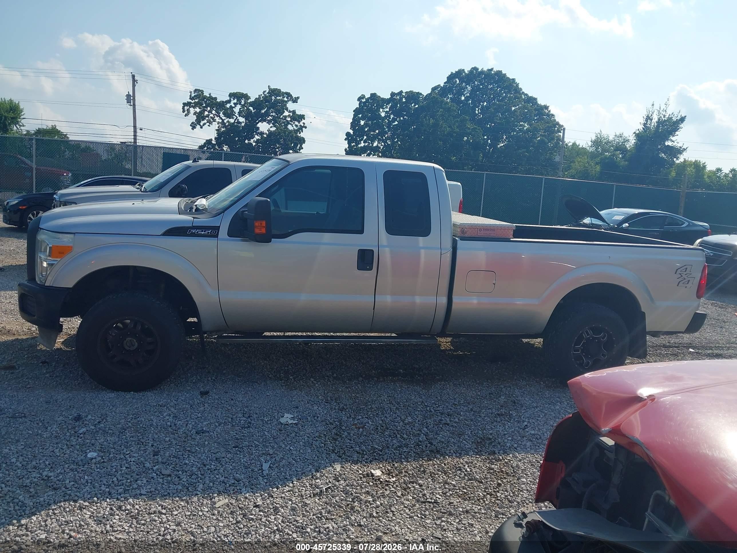 2012 Ford F-250 Xl Silver vin: 1FT7X2B62CEC57451