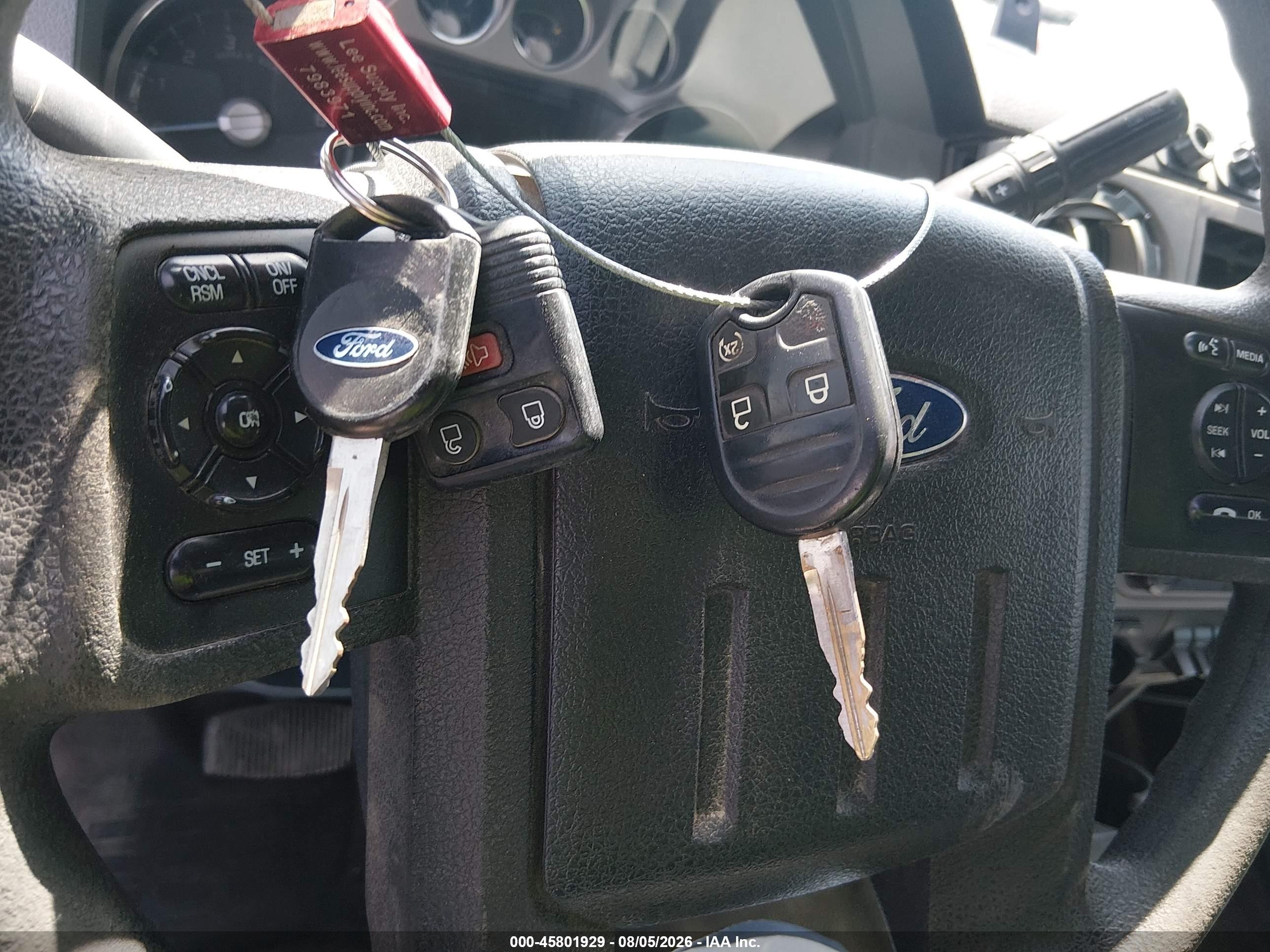 2013 Ford F-250 Xlt Silver vin: 1FT7X2B62DEB58419