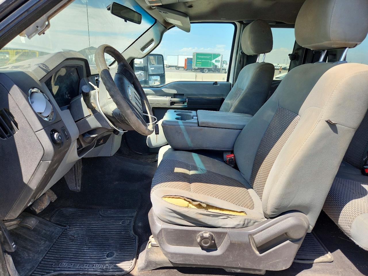 2012 Ford F250 Super Duty Белый vin: 1FT7X2B63CEA17776