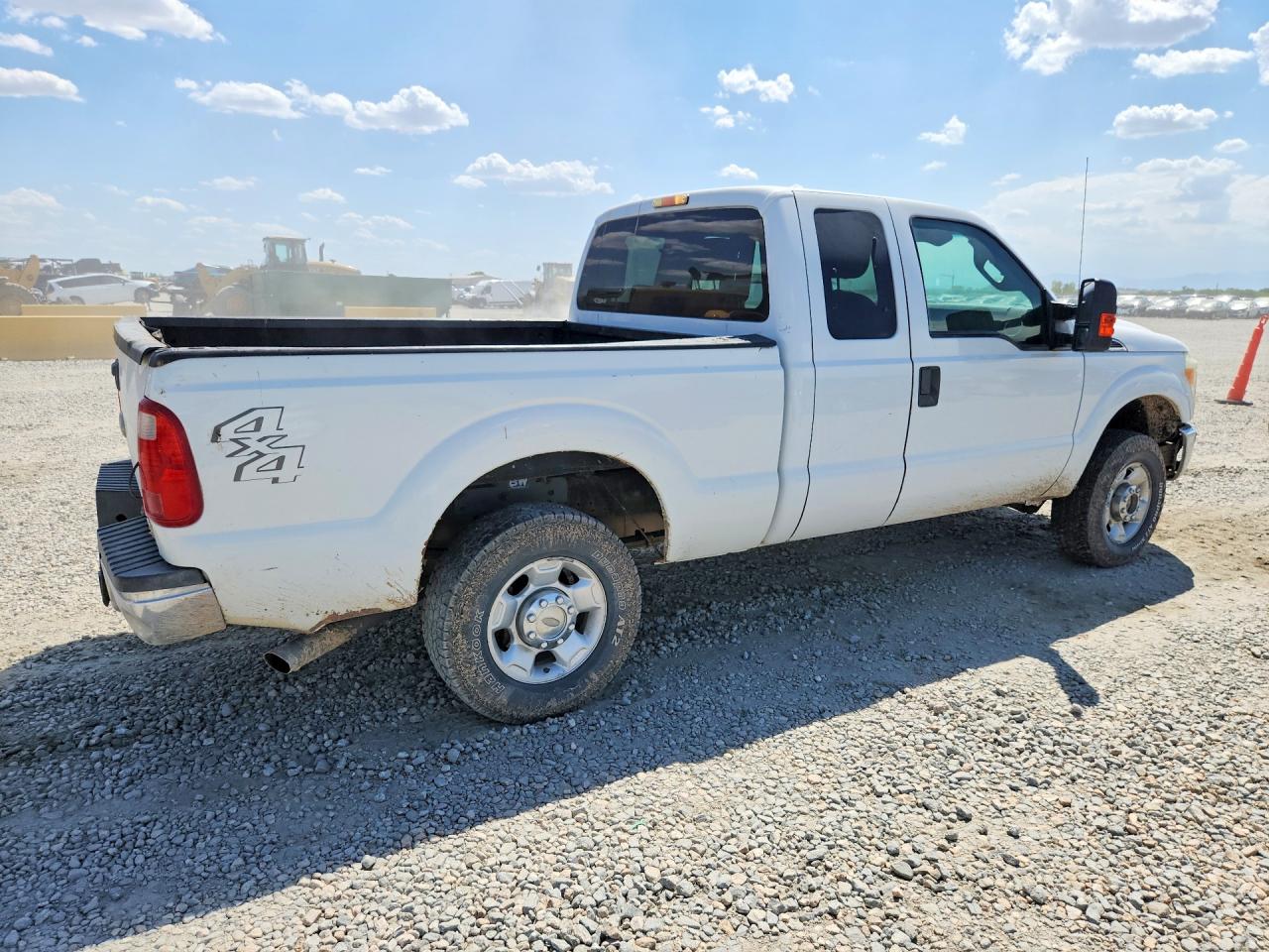2012 Ford F250 Super Duty Белый vin: 1FT7X2B63CEA17776