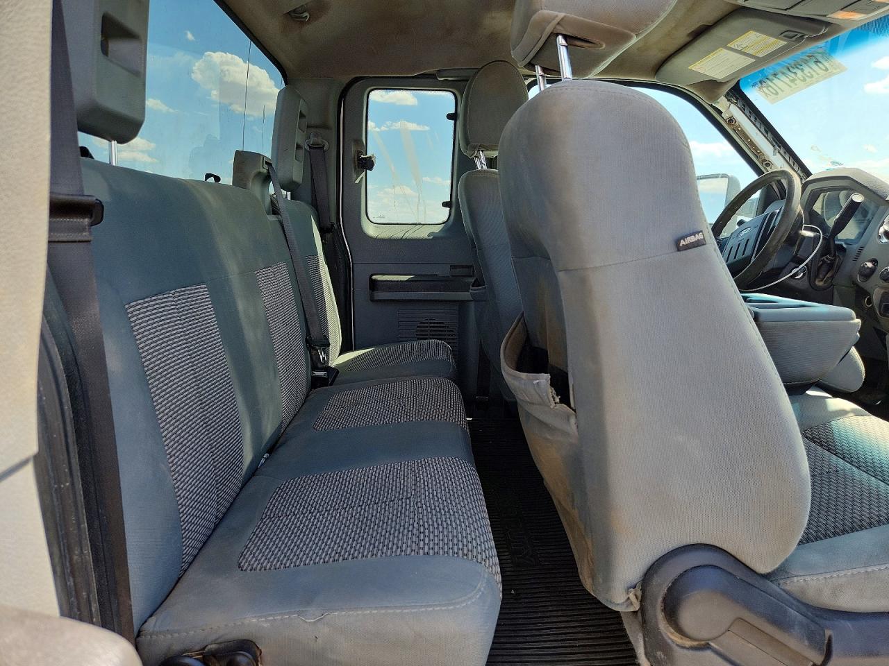 2012 Ford F250 Super Duty Белый vin: 1FT7X2B63CEA17776