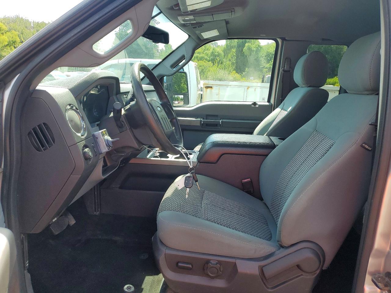 2012 Ford F250 Super Duty Silver vin: 1FT7X2B63CEA94678