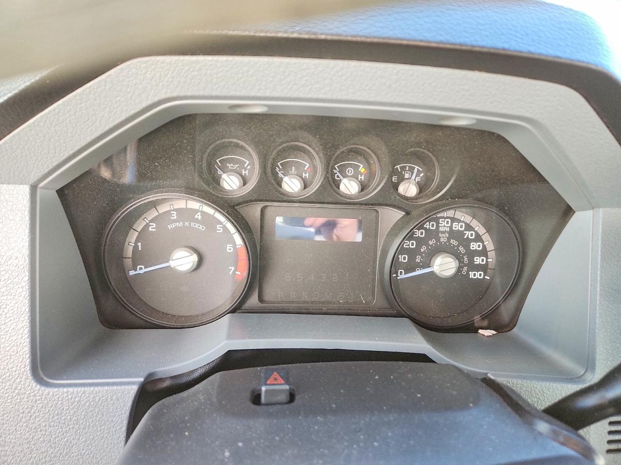 2013 Ford F250 Super Duty Silver vin: 1FT7X2B63DEB70952