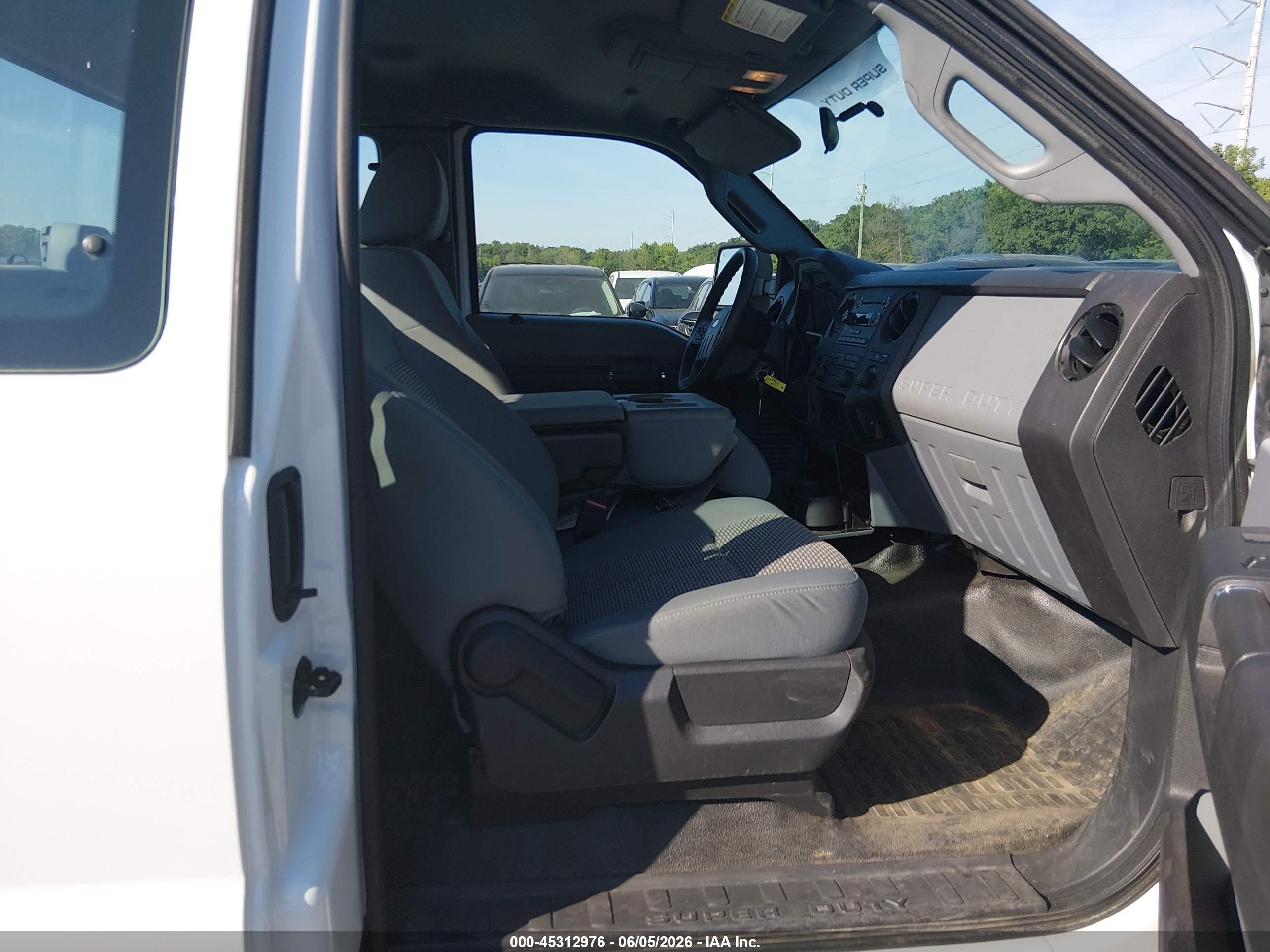 2015 Ford F-250 Xl vin: 1FT7X2B63FEA15269