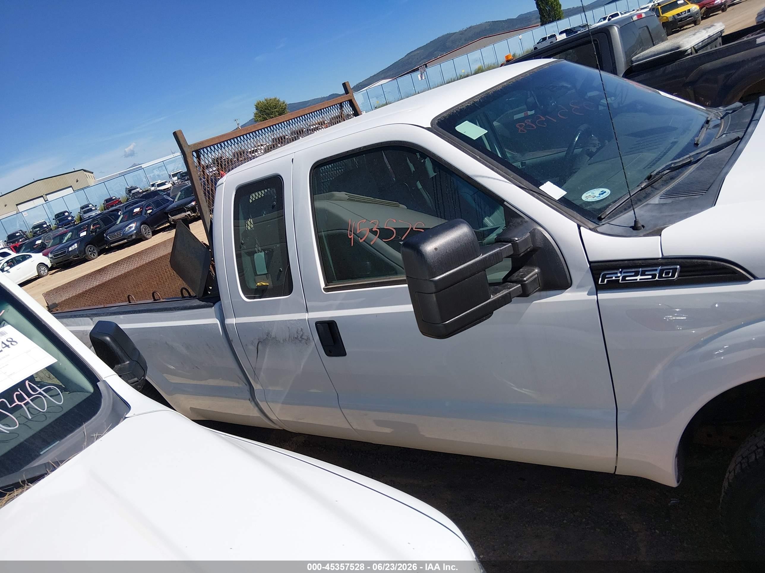 2012 Ford Super Duty F-250 Srw Lariat/xl/xlt White vin: 1FT7X2B64CEB07695