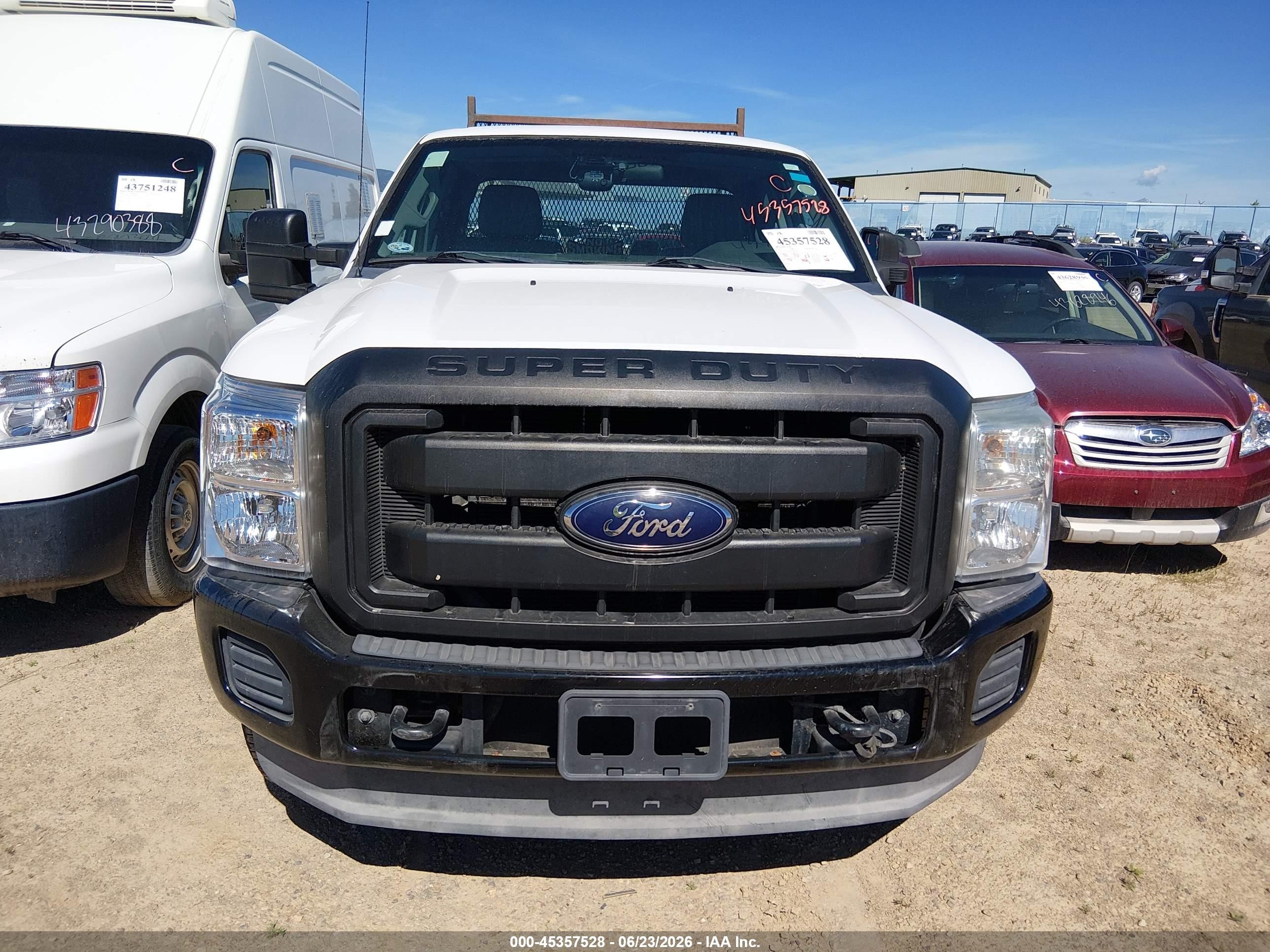 2012 Ford Super Duty F-250 Srw Lariat/xl/xlt White vin: 1FT7X2B64CEB07695