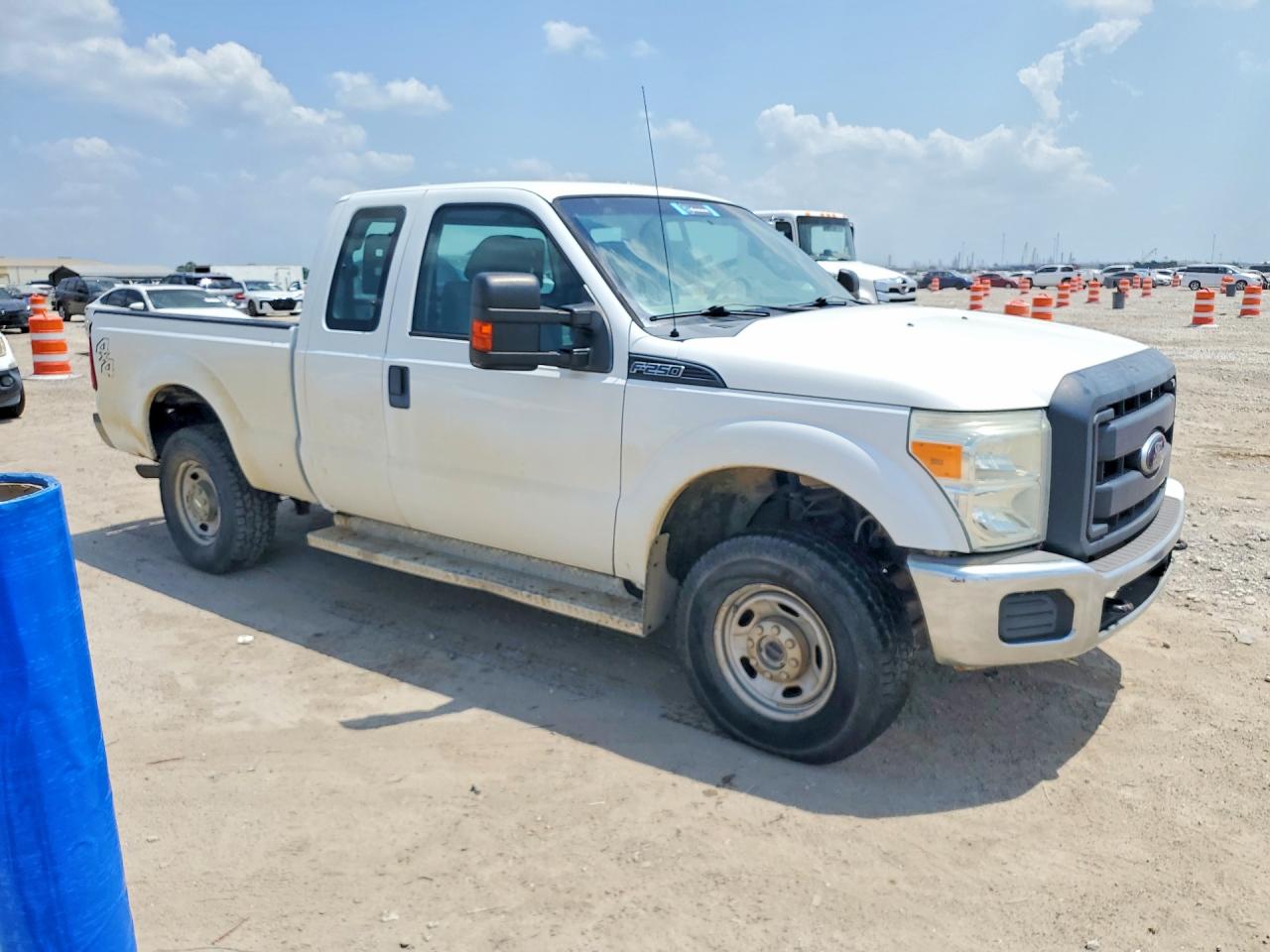 2013 Ford F250 Super Duty Белый vin: 1FT7X2B64DEB57272