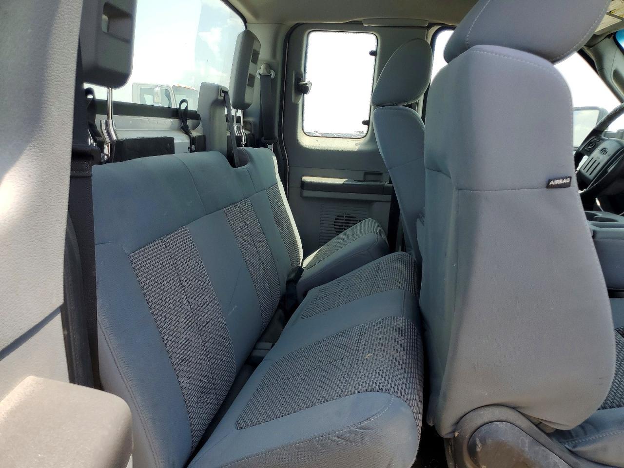 2013 Ford F250 Super Duty Белый vin: 1FT7X2B64DEB57272