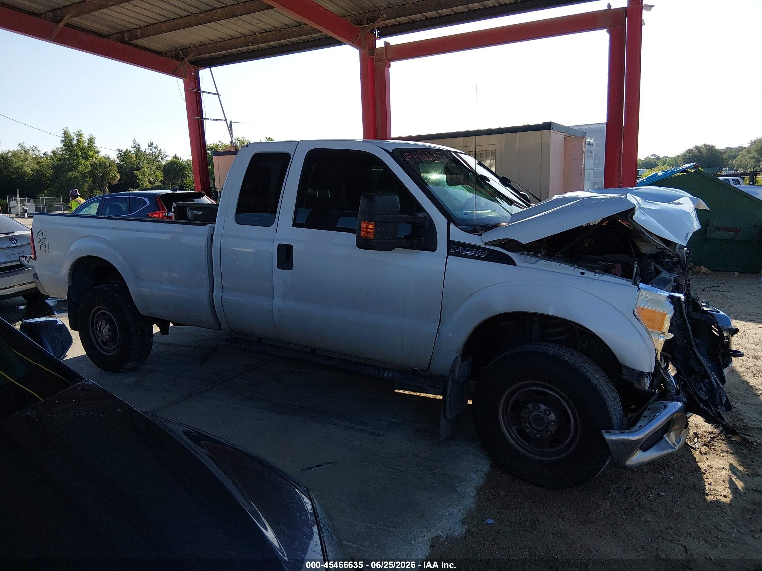2014 Ford F-250 Lariat/xl/xlt White vin: 1FT7X2B64EEA91307