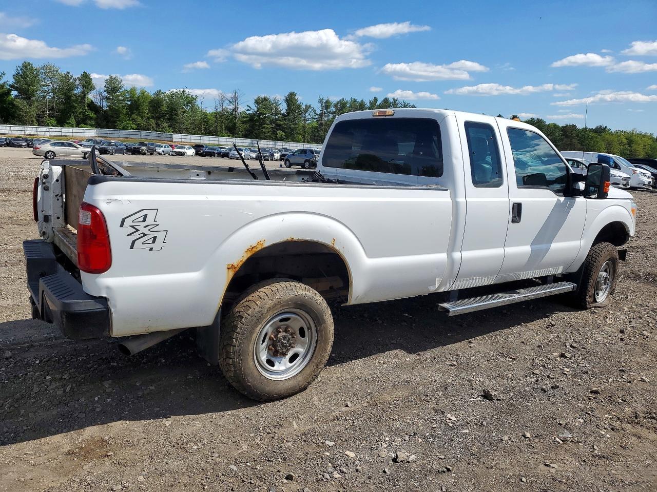 2014 Ford F250 Super Duty Белый vin: 1FT7X2B64EEB05514