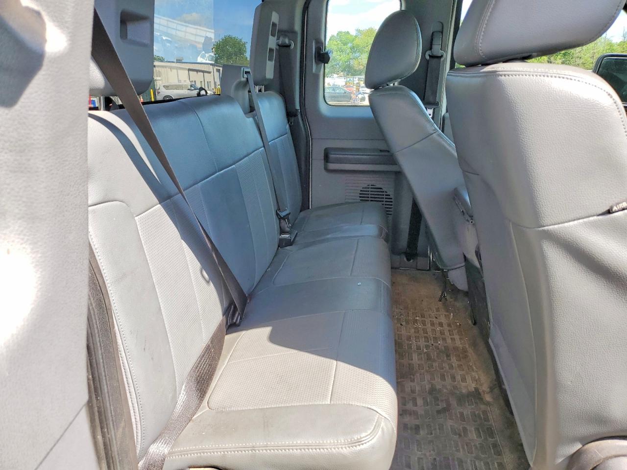 2014 Ford F250 Super Duty Белый vin: 1FT7X2B64EEB05514