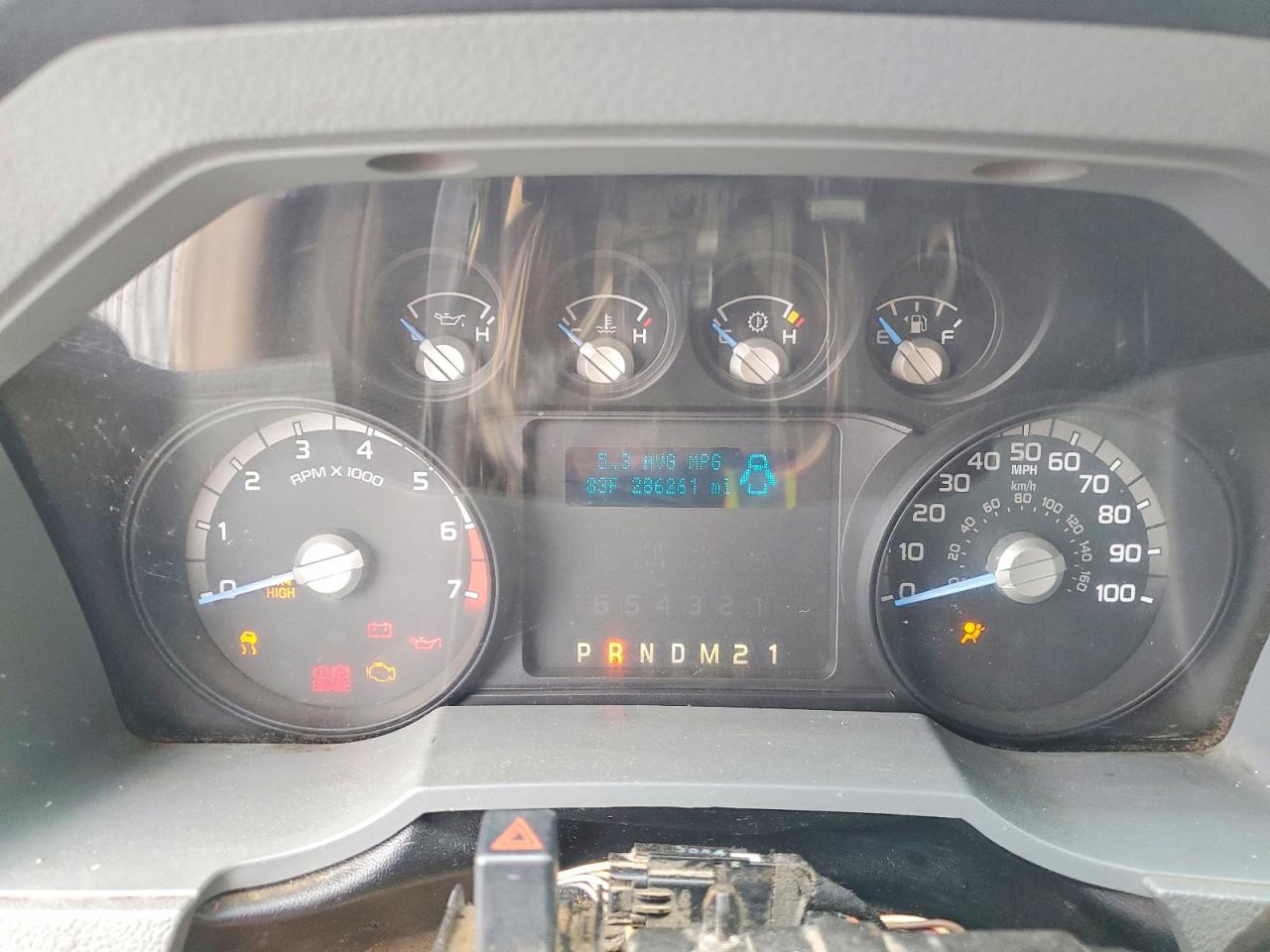 2015 Ford F250 Super Duty White vin: 1FT7X2B64FEA26104
