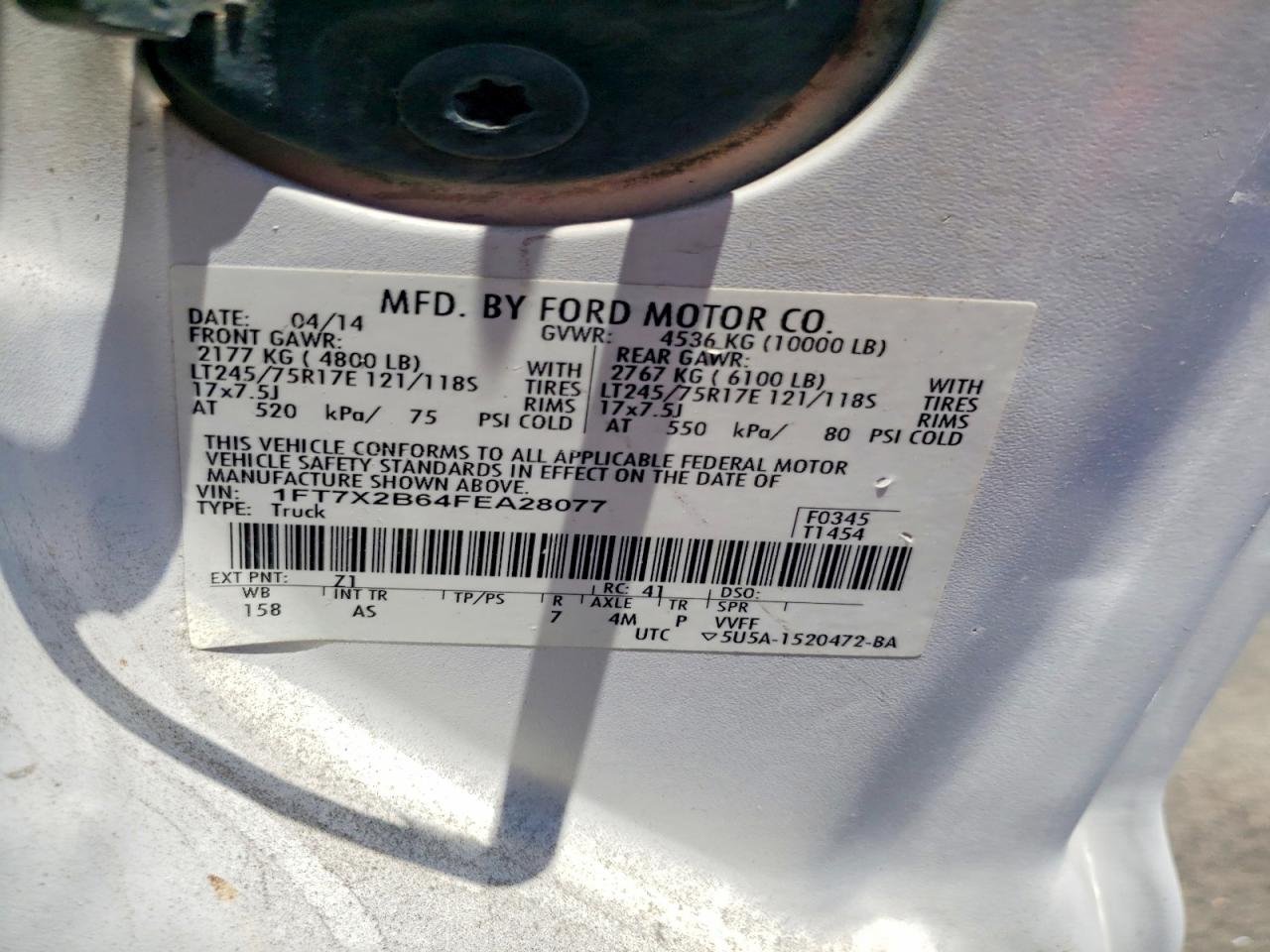 2015 Ford F250 Super Duty White vin: 1FT7X2B64FEA28077