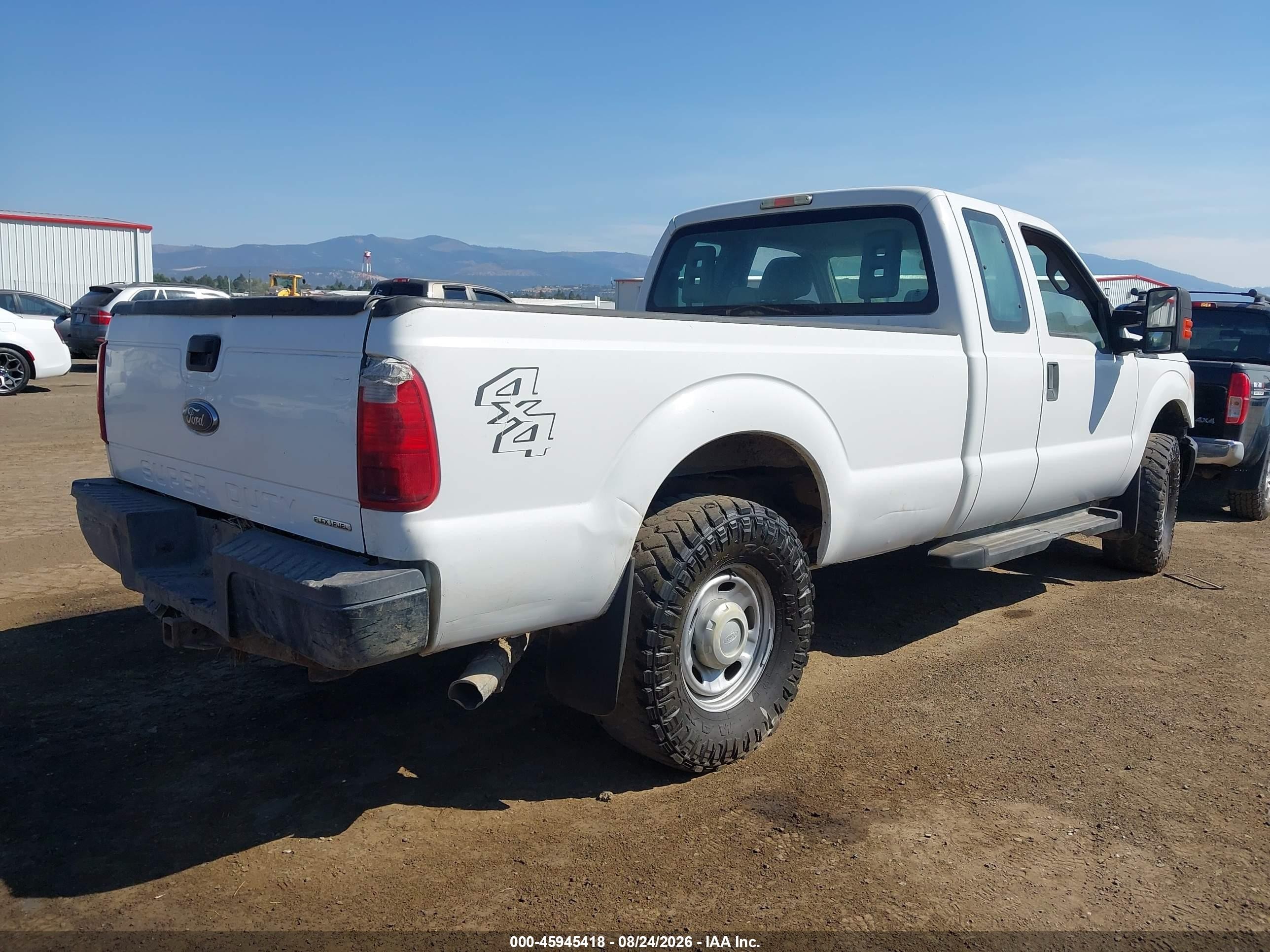 2015 Ford F-250 Xl Белый vin: 1FT7X2B64FEB72177