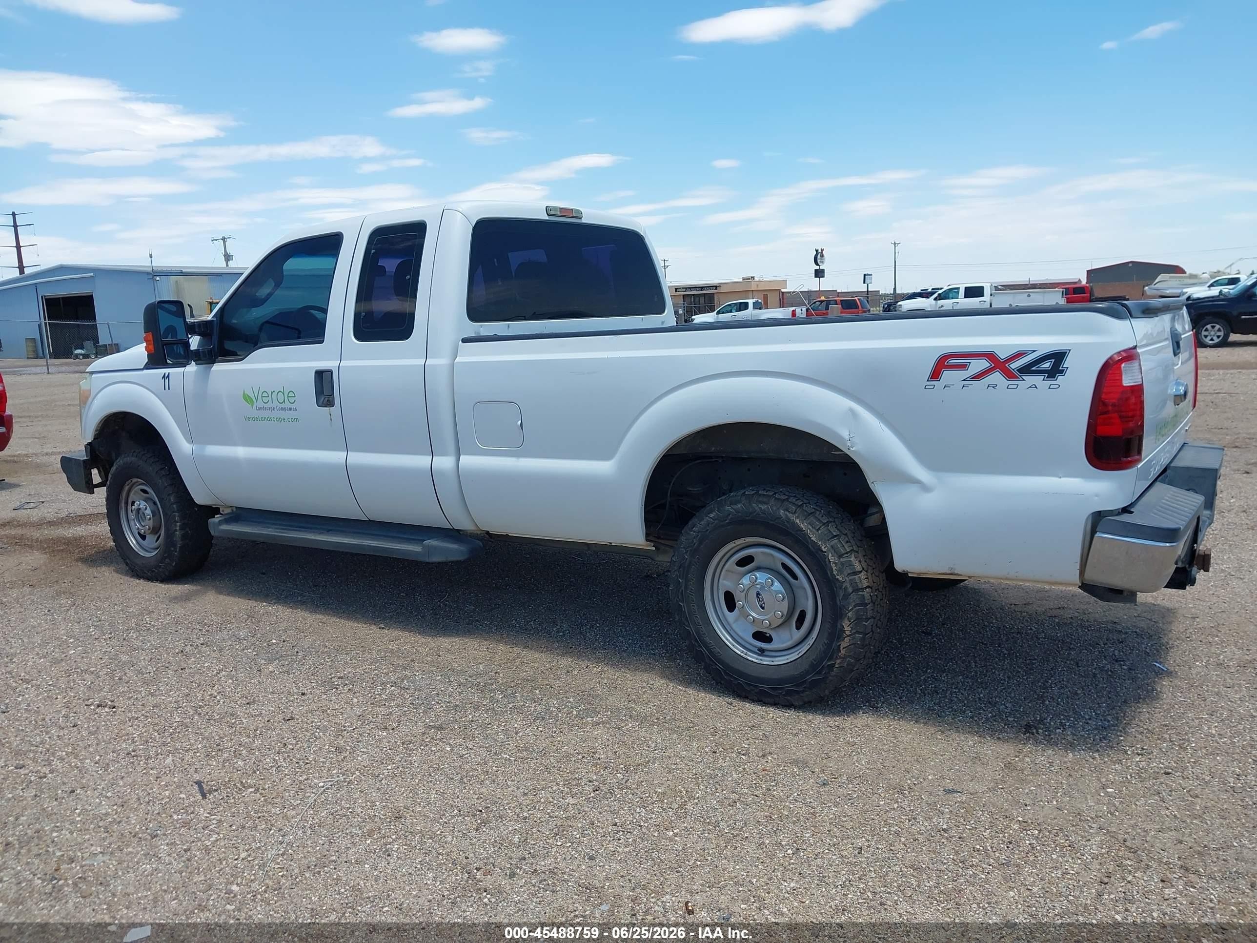 2015 Ford F-250 Lariat/xl/xlt Белый vin: 1FT7X2B64FEB80635