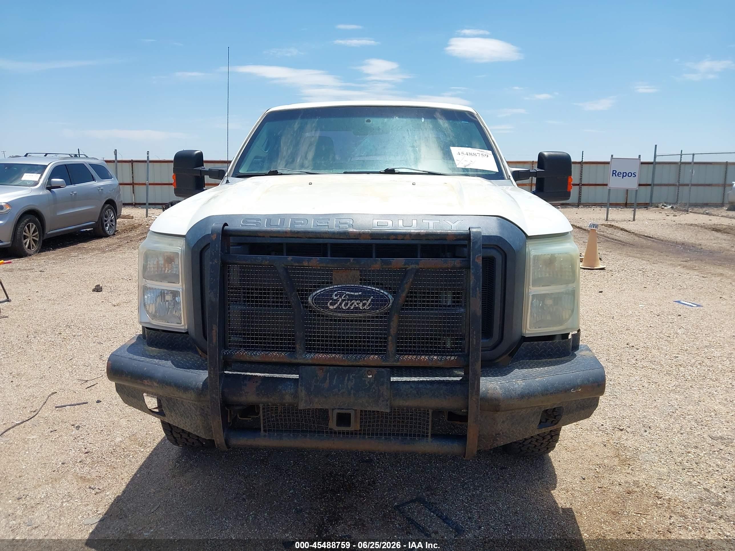 2015 Ford F-250 Lariat/xl/xlt Белый vin: 1FT7X2B64FEB80635