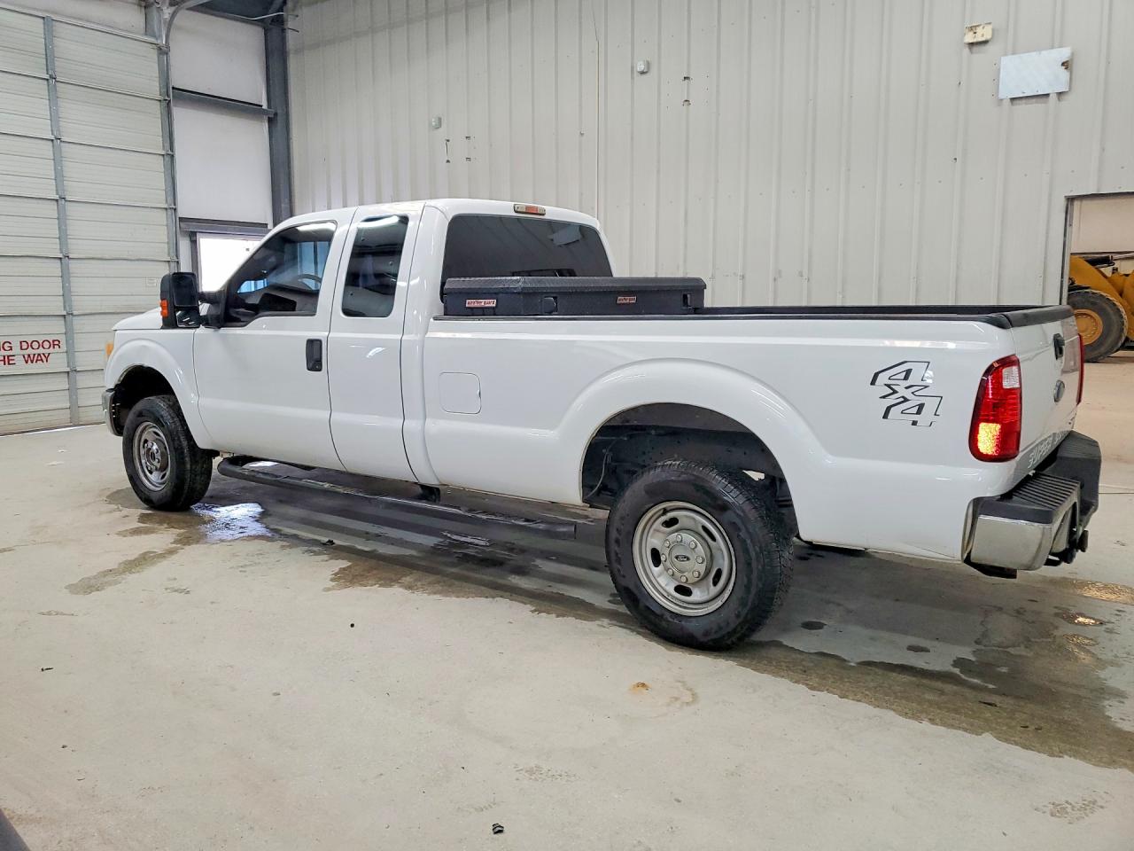 2015 Ford F250 Super Duty White vin: 1FT7X2B64FEB88962