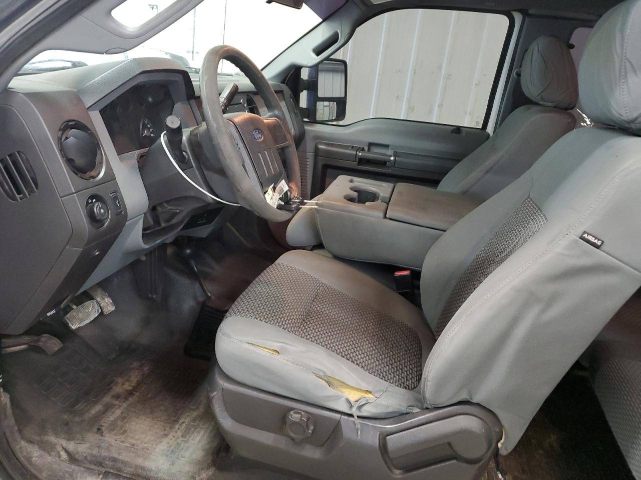 2015 Ford F250 Super Duty White vin: 1FT7X2B64FEB88962 Damage: Steering Wheel, Worn, Replacement Required