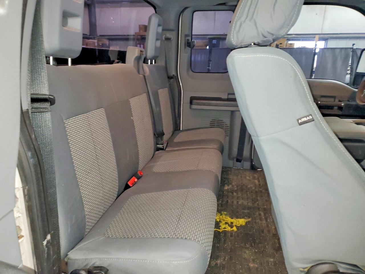 2015 Ford F250 Super Duty White vin: 1FT7X2B64FEB88962