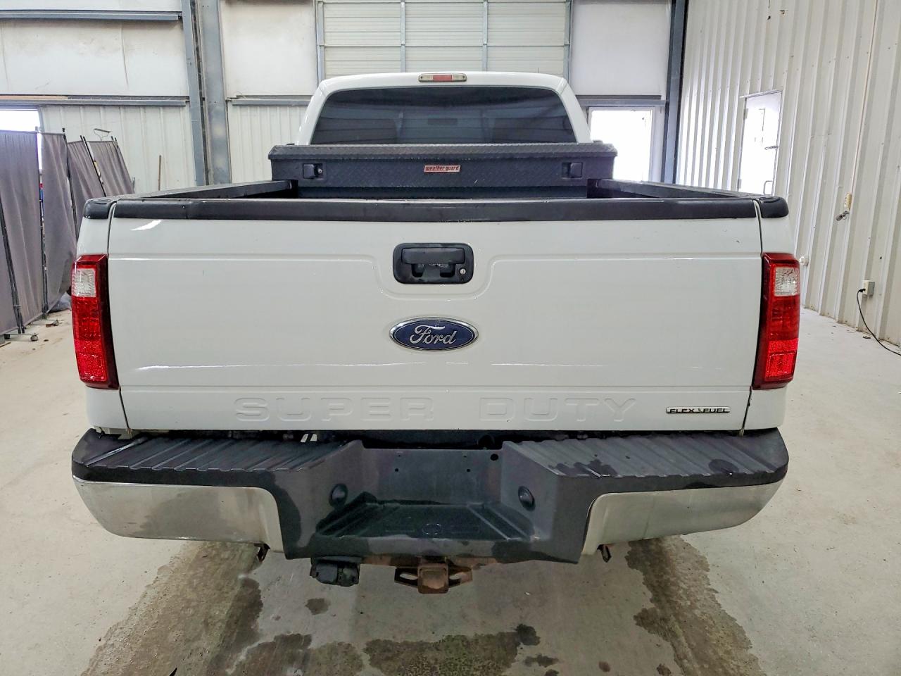 2015 Ford F250 Super Duty White vin: 1FT7X2B64FEB88962