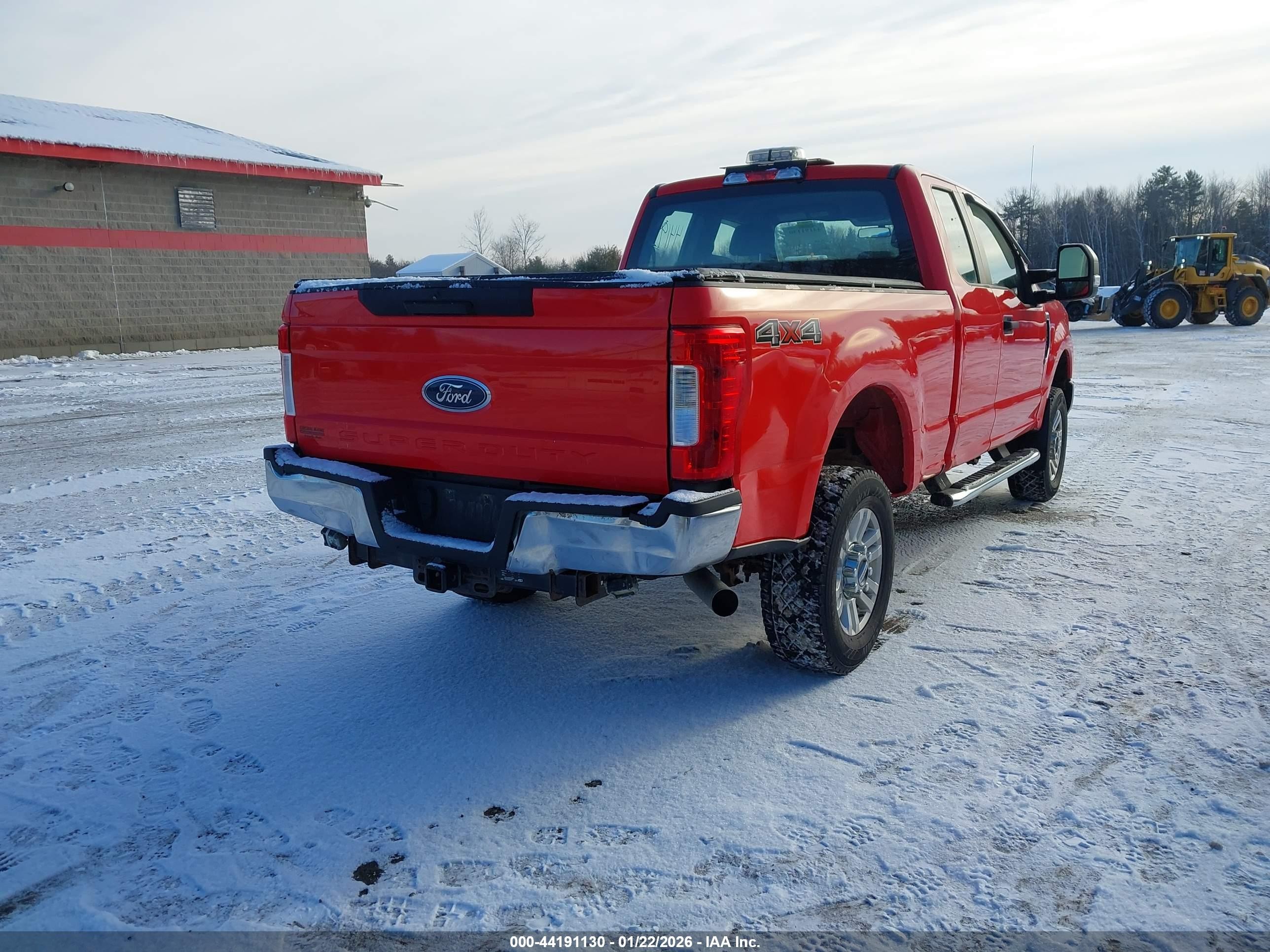 2018 Ford F-250 Xl Red vin: 1FT7X2B64JEC85586