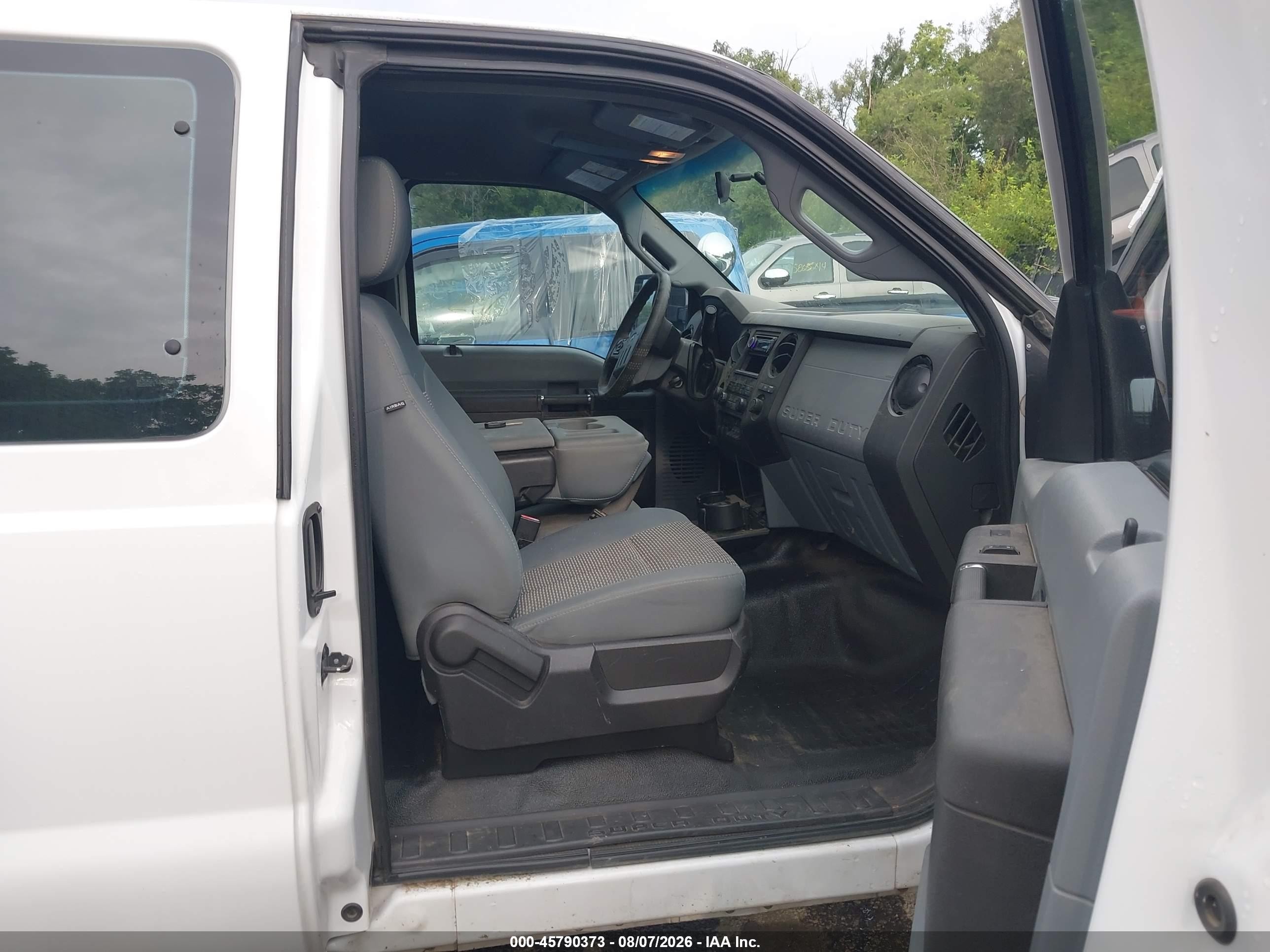 2012 Ford F-250 Xl Белый vin: 1FT7X2B65CEC19583