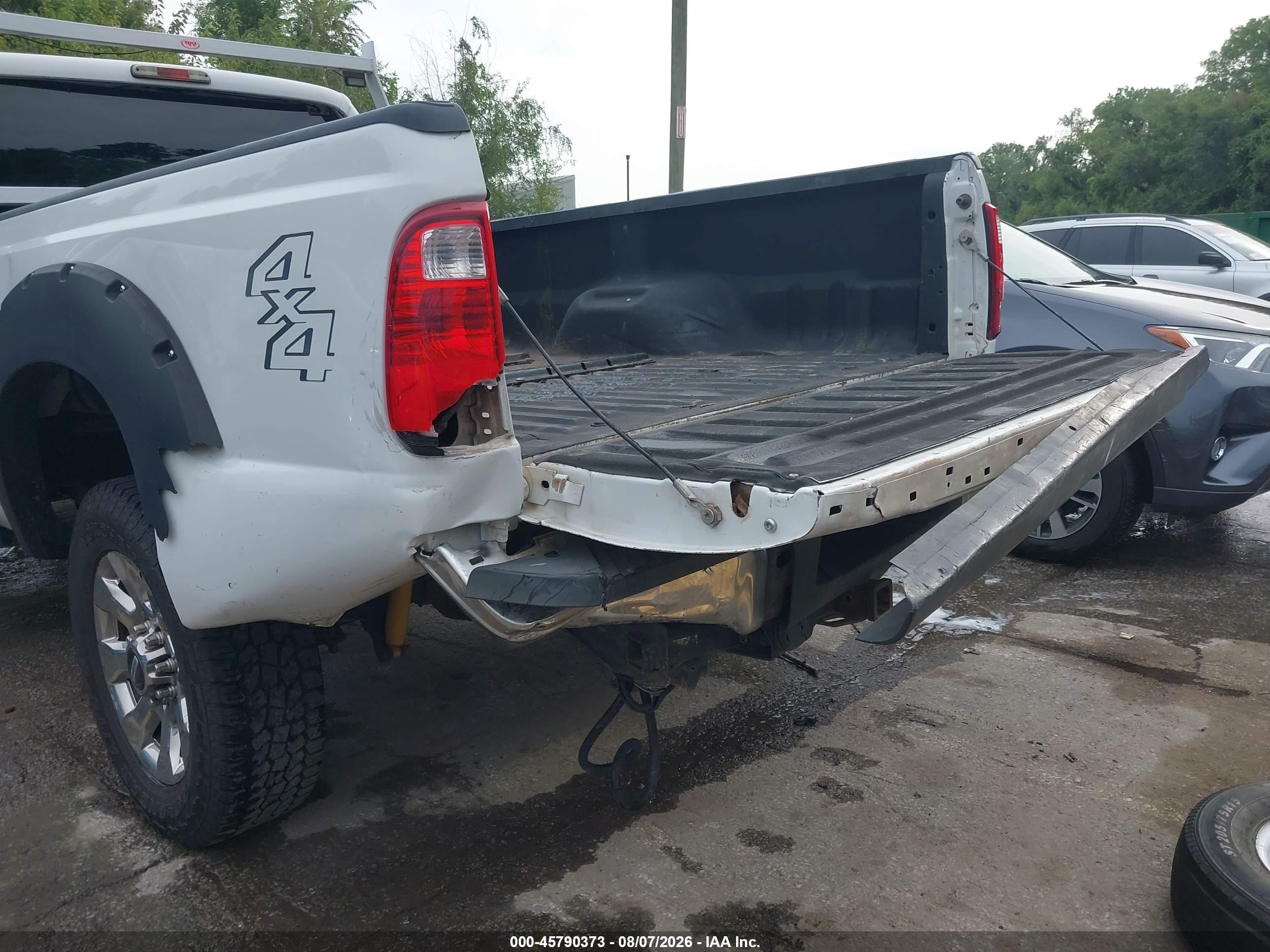 2012 Ford F-250 Xl Белый vin: 1FT7X2B65CEC19583