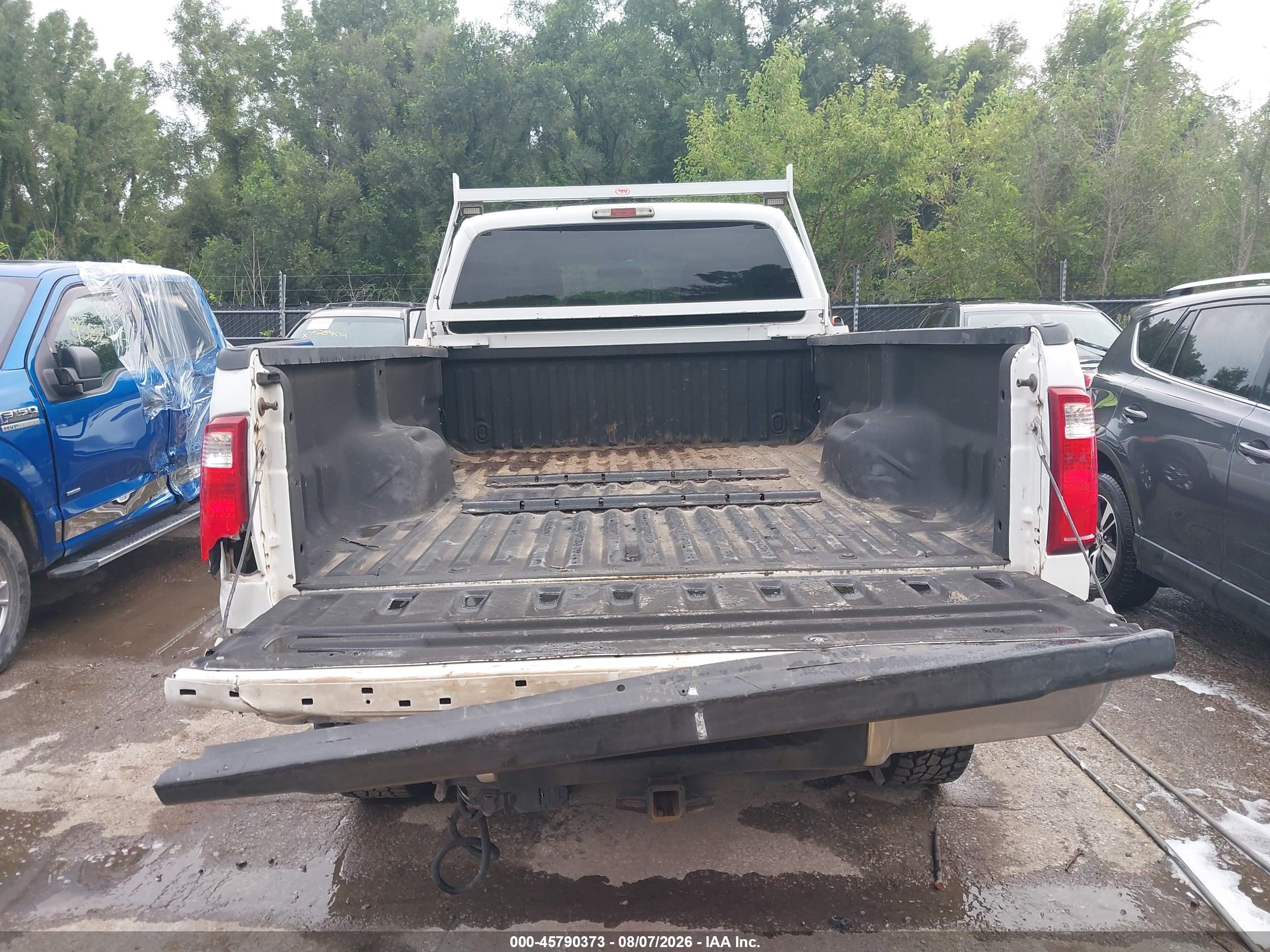 2012 Ford F-250 Xl Белый vin: 1FT7X2B65CEC19583