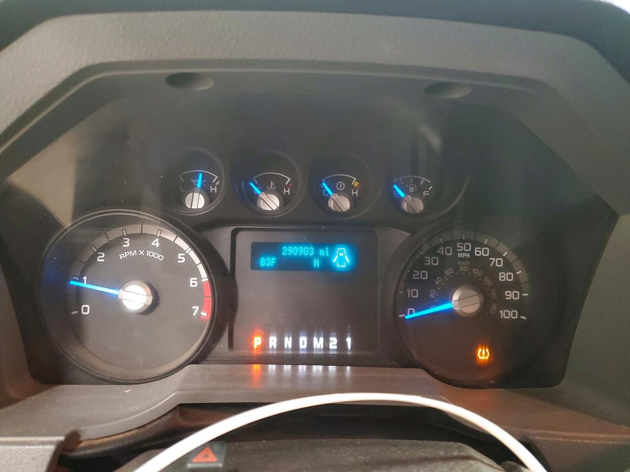 2013 Ford F250 Super Duty White vin: 1FT7X2B65DEB29562